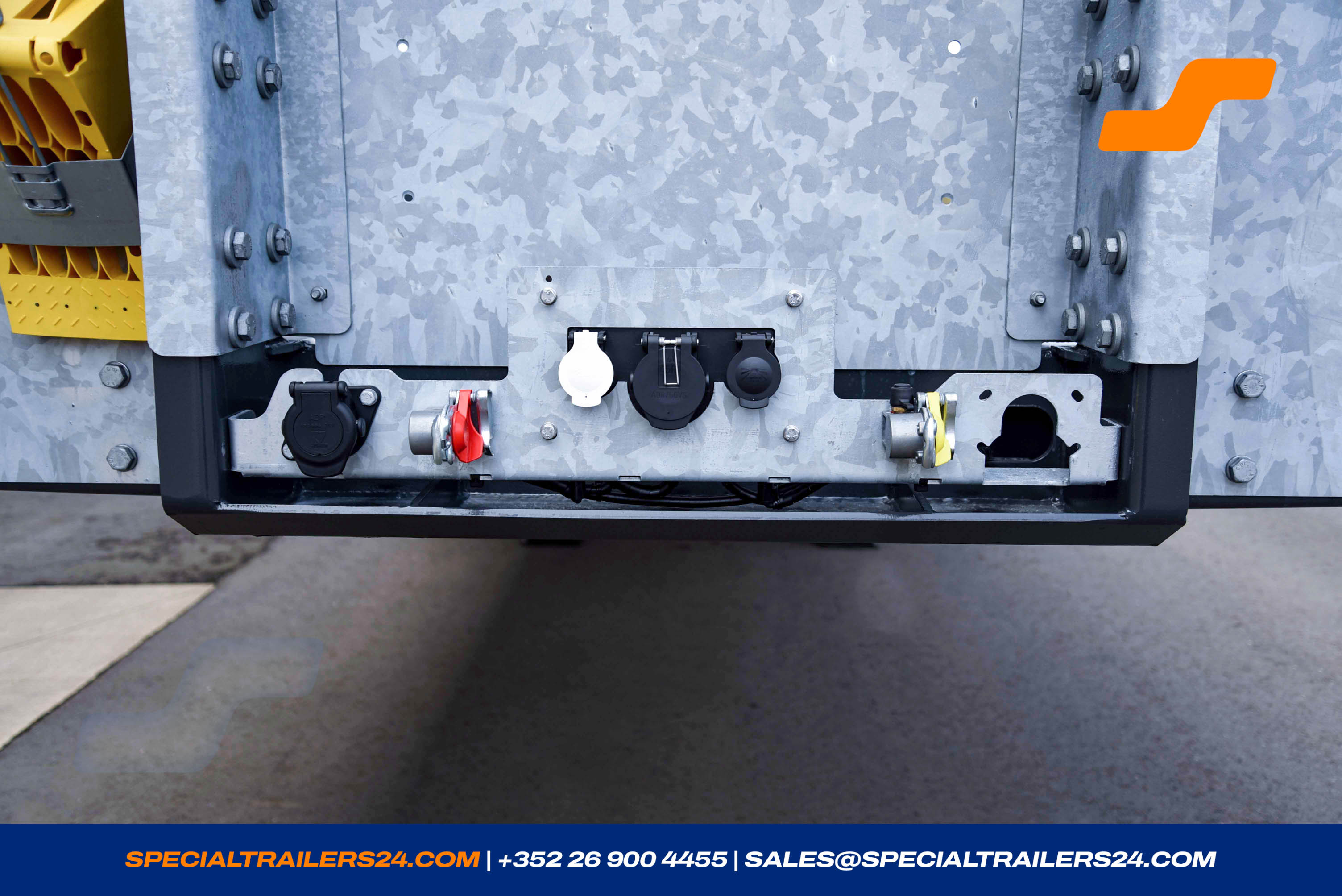 Flatbed trailer MAX Trailer MAX200 Vehicle for sale