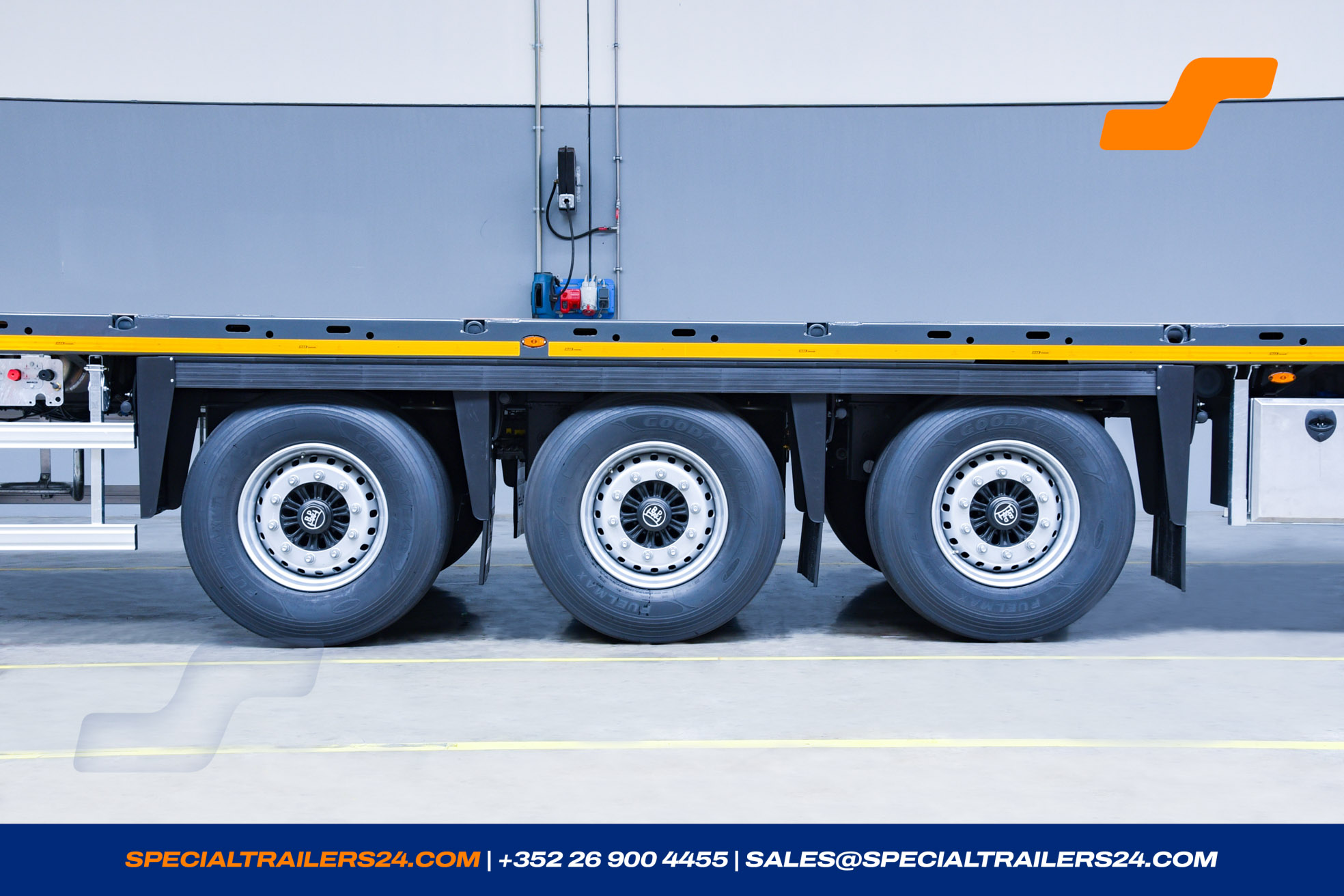 Flatbed trailer MAX Trailer MAX200 Vehicle for sale