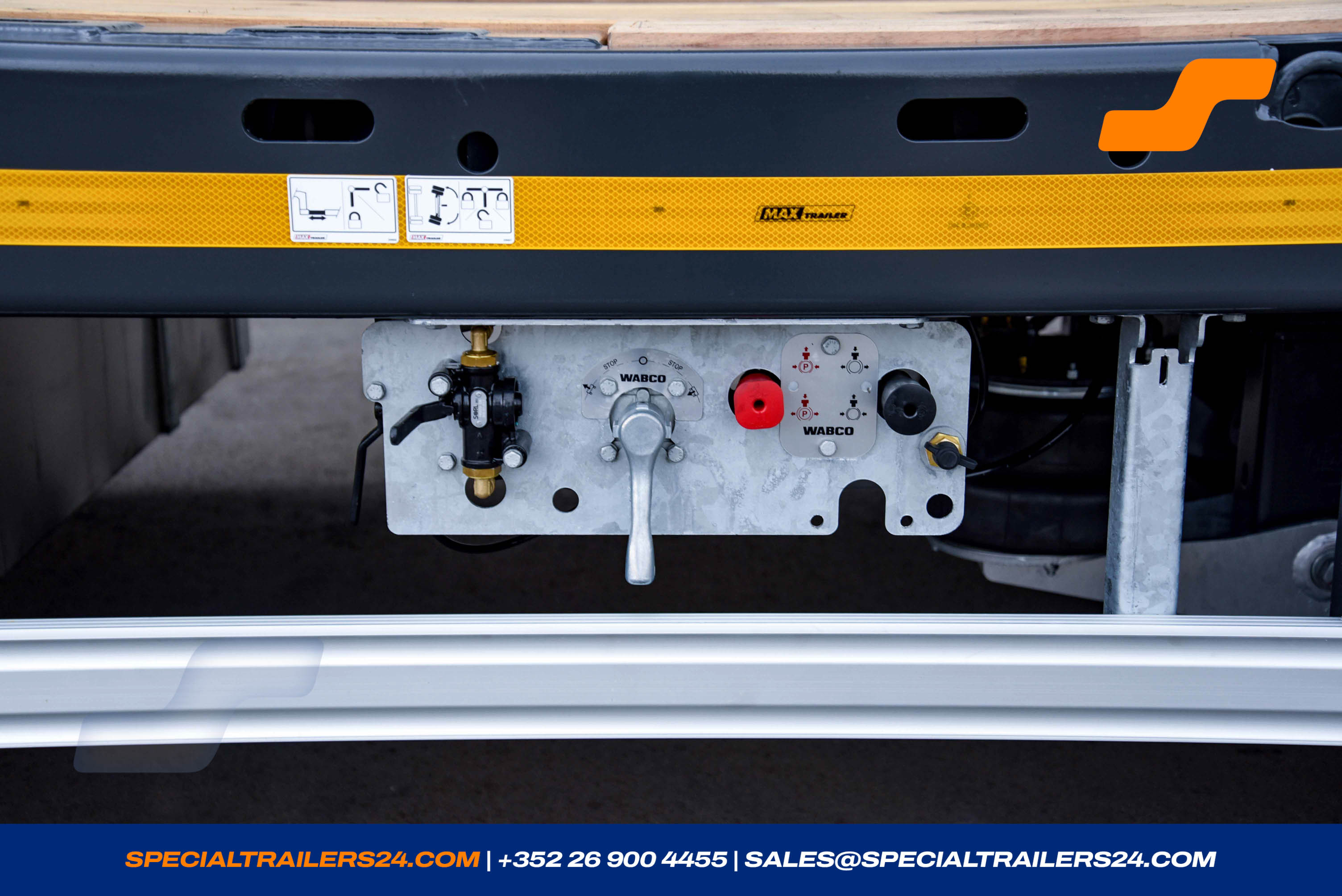 Flatbed trailer MAX Trailer MAX200 Vehicle for sale