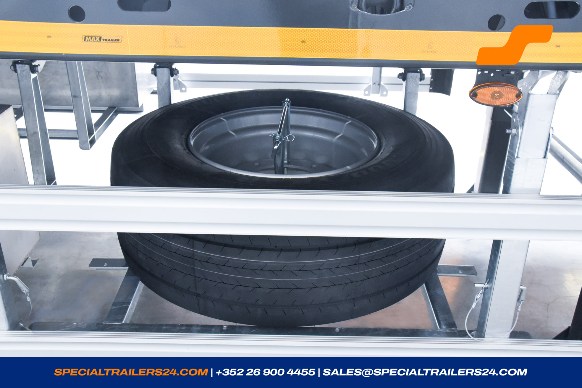 Flatbed trailer MAX Trailer MAX210 Vehicle for sale