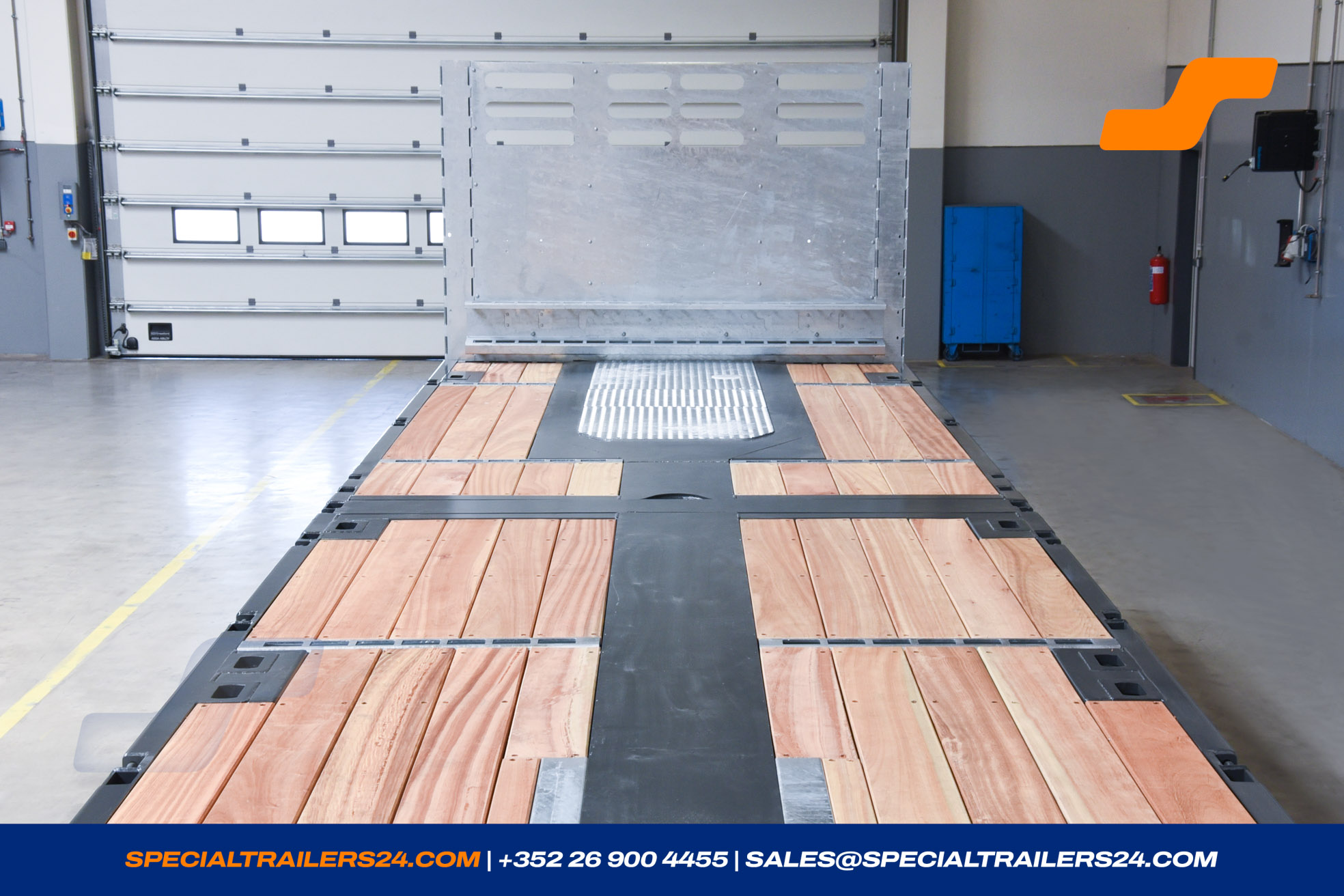 Flatbed trailer MAX Trailer MAX210 Vehicle for sale