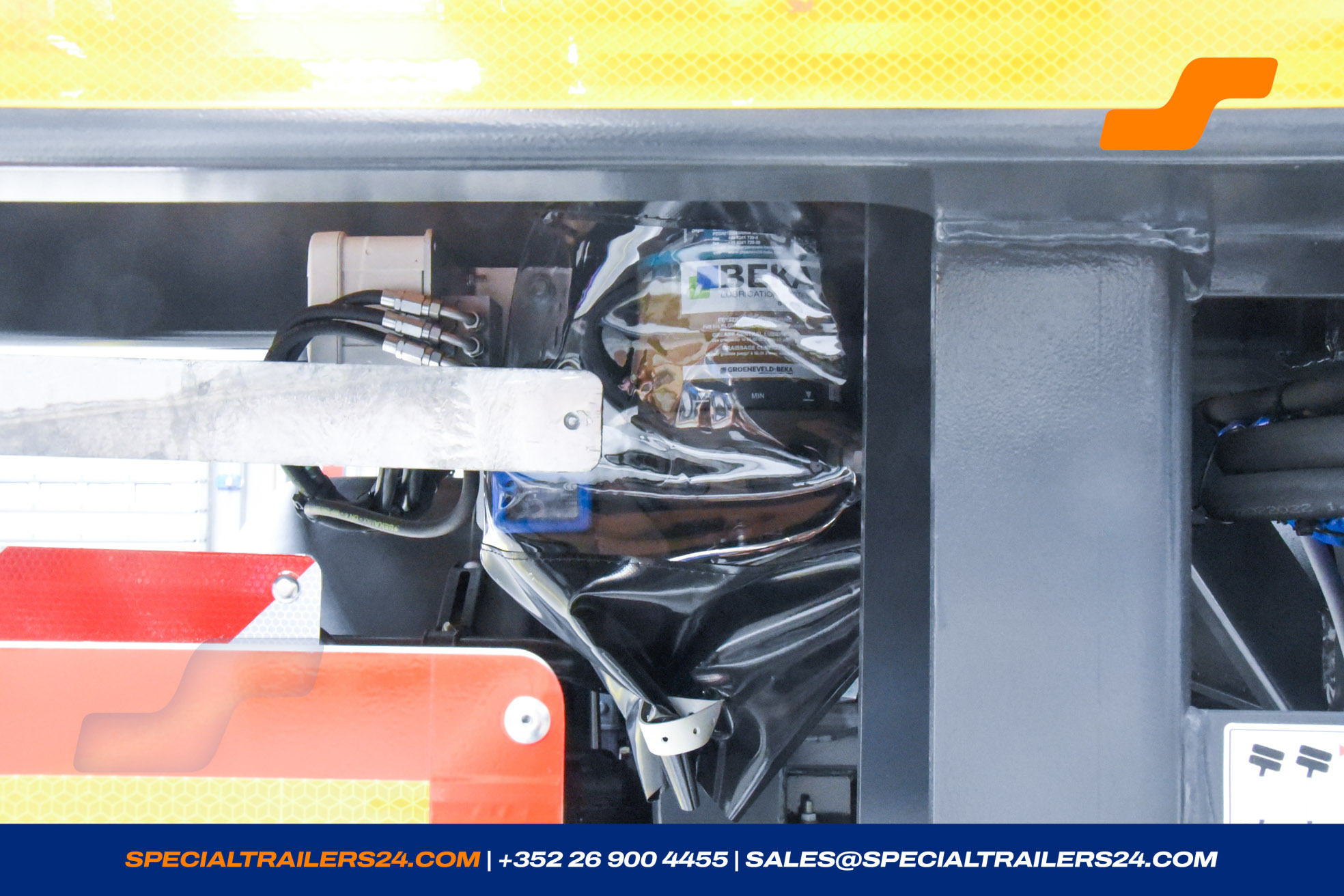 Flatbed trailer MAX Trailer MAX210 Vehicle for sale