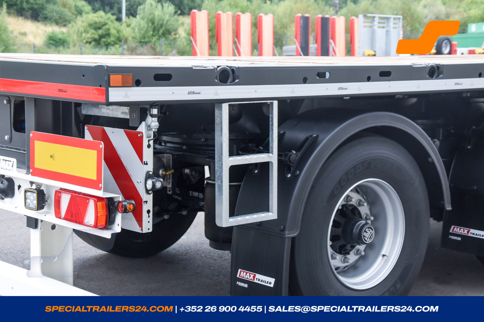 Flatbed trailer MAX Trailer MAX210 Vehicle for sale