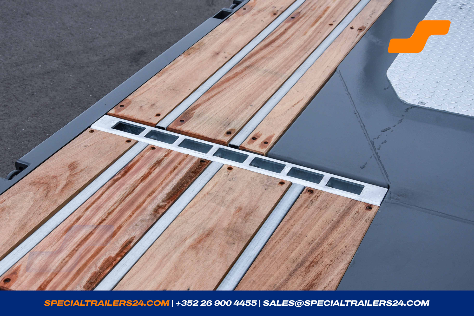 Flatbed trailer MAX Trailer MAX210 Vehicle for sale