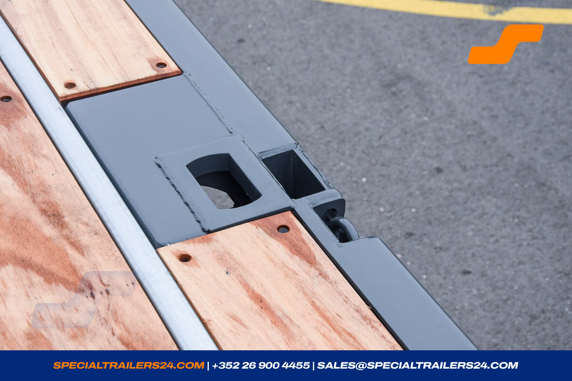 Flatbed trailer MAX Trailer MAX210 Vehicle for sale