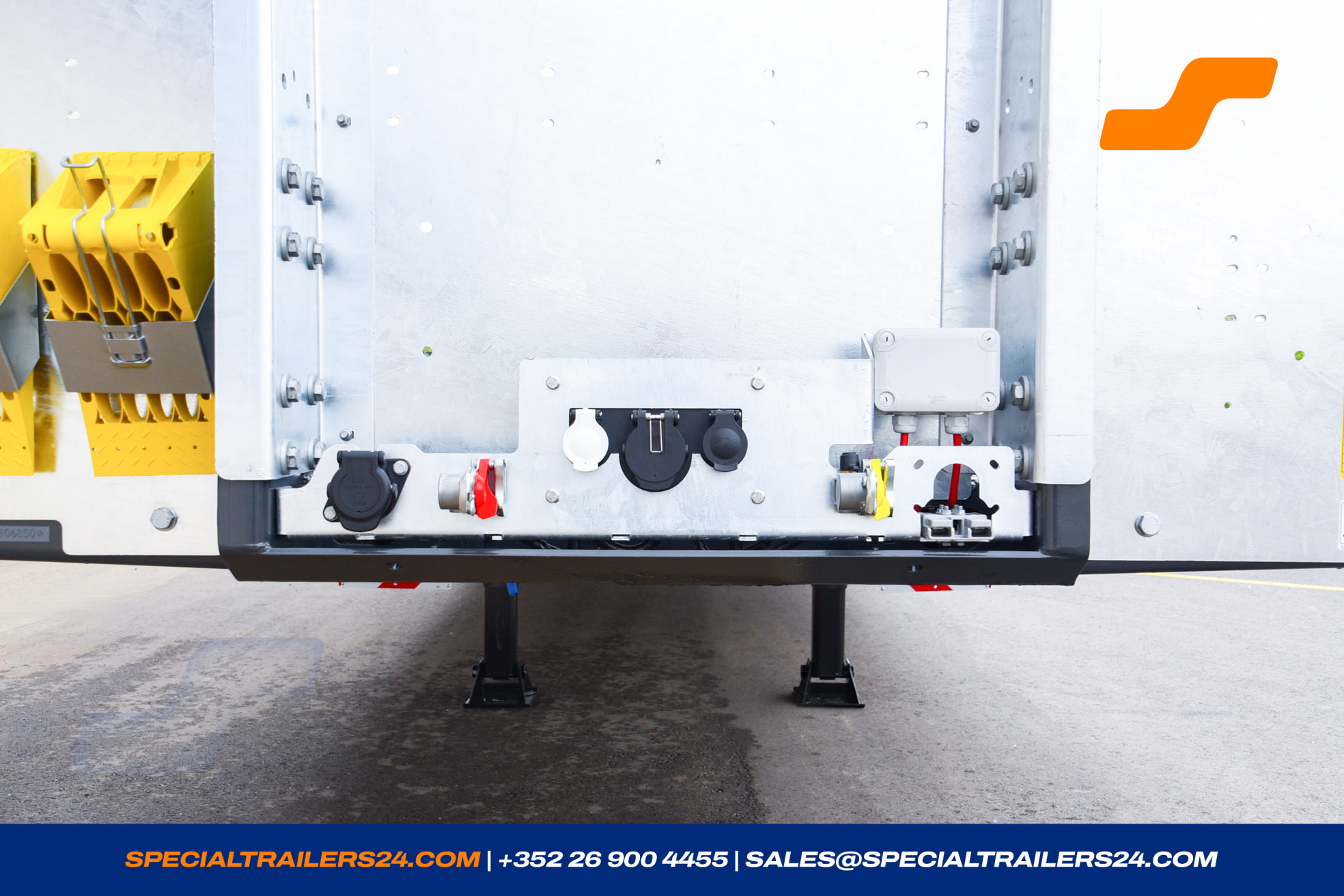 Flatbed trailer MAX Trailer MAX210 Vehicle for sale (image count prefix 10/31)