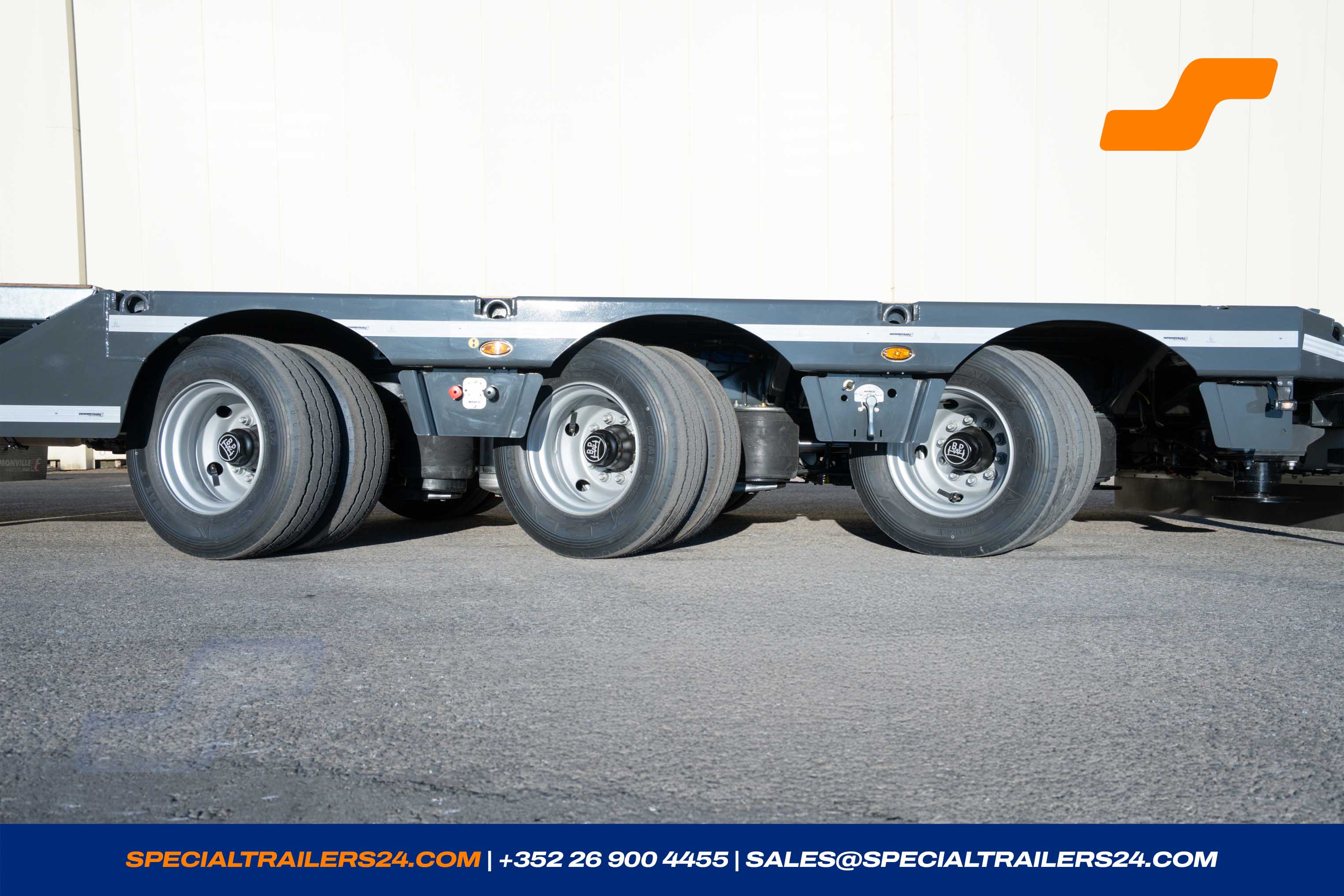 Low loader Faymonville MultiMAX Vehicle for sale (image count prefix 38/47)