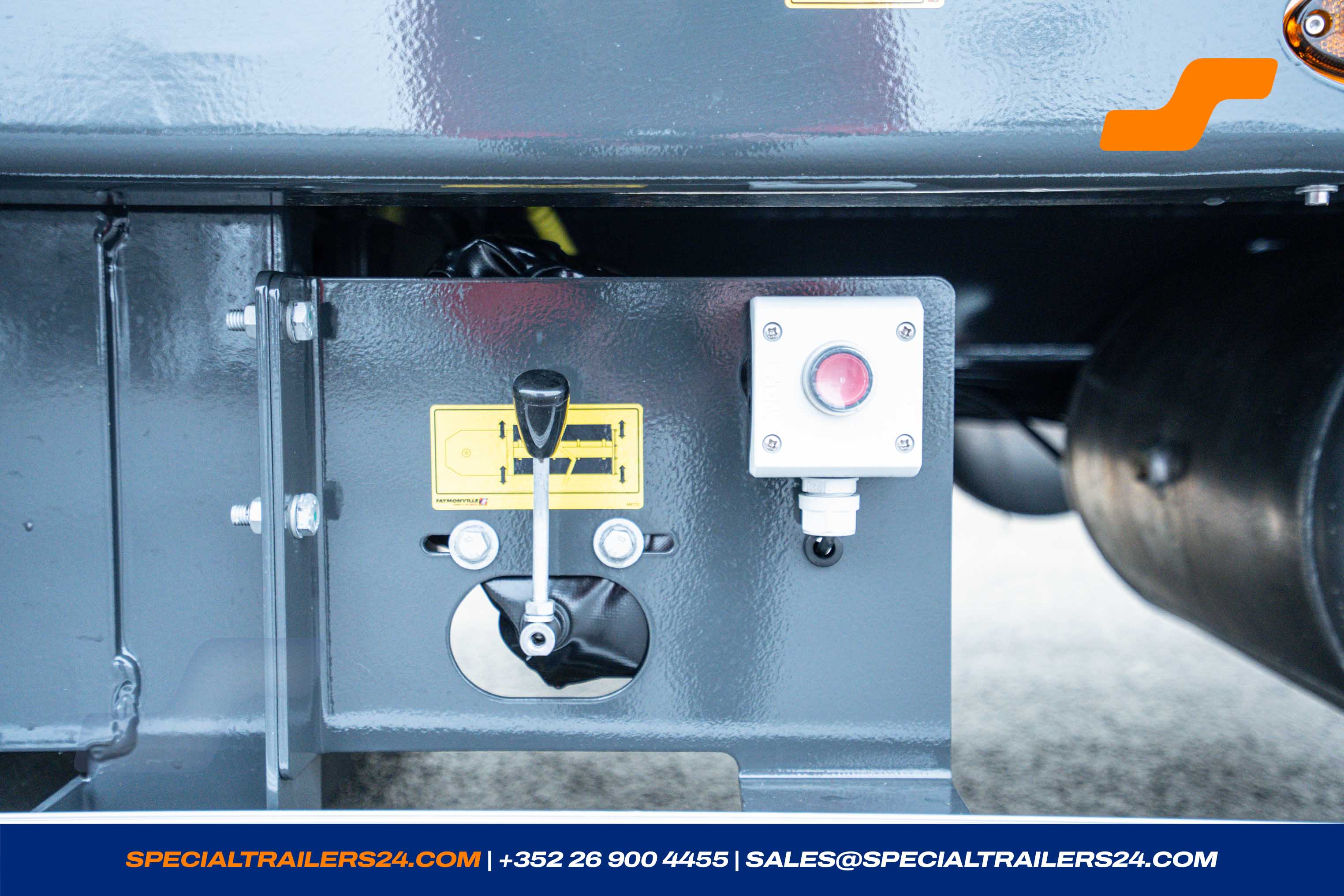Low loader Faymonville MultiMAX Vehicle for sale (image count prefix 27/45)