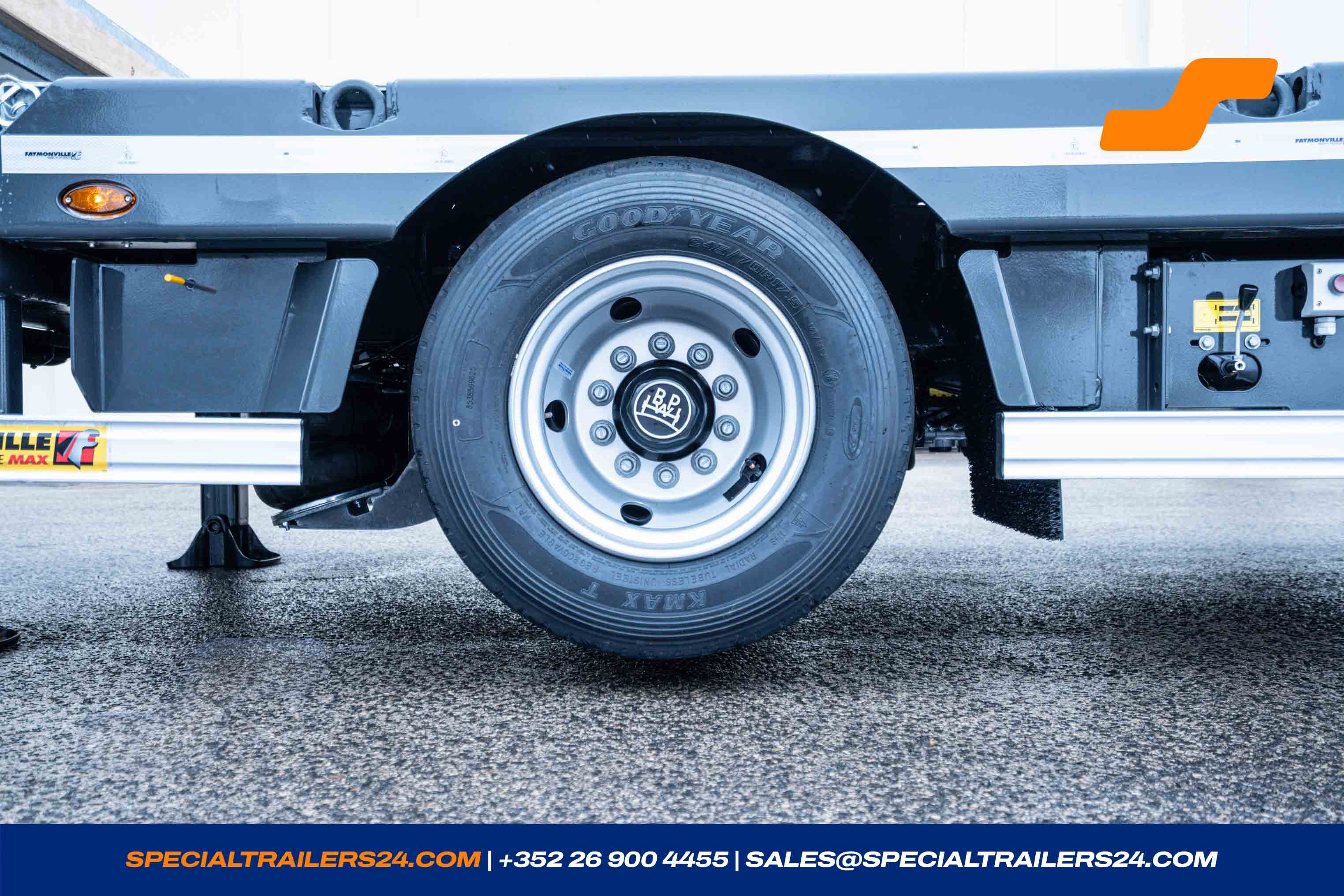 Low loader Faymonville MultiMAX Vehicle for sale (image count prefix 41/45)