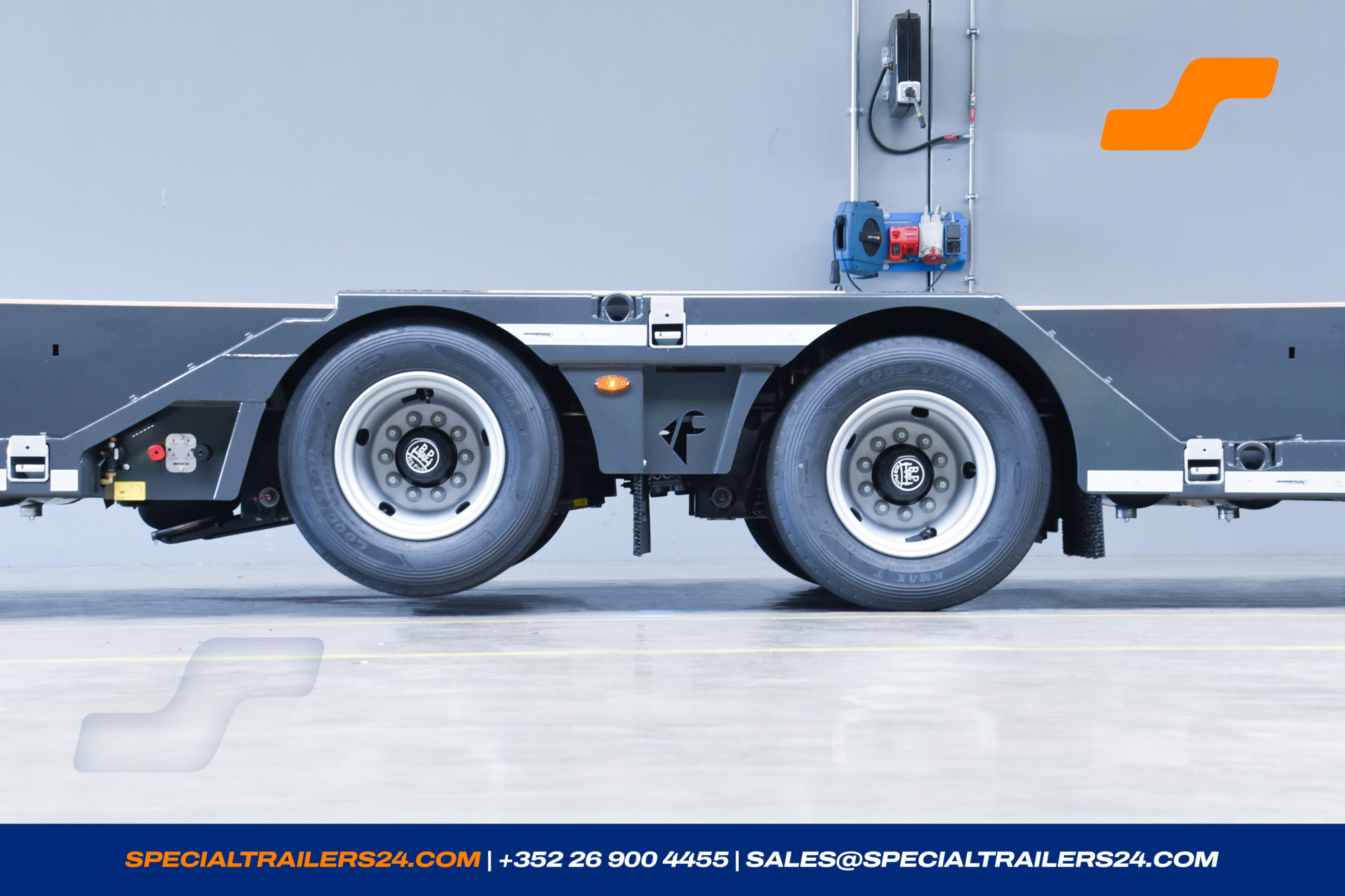 Low loader Faymonville MultiMAX Vehicle for sale (image count prefix 33/37)