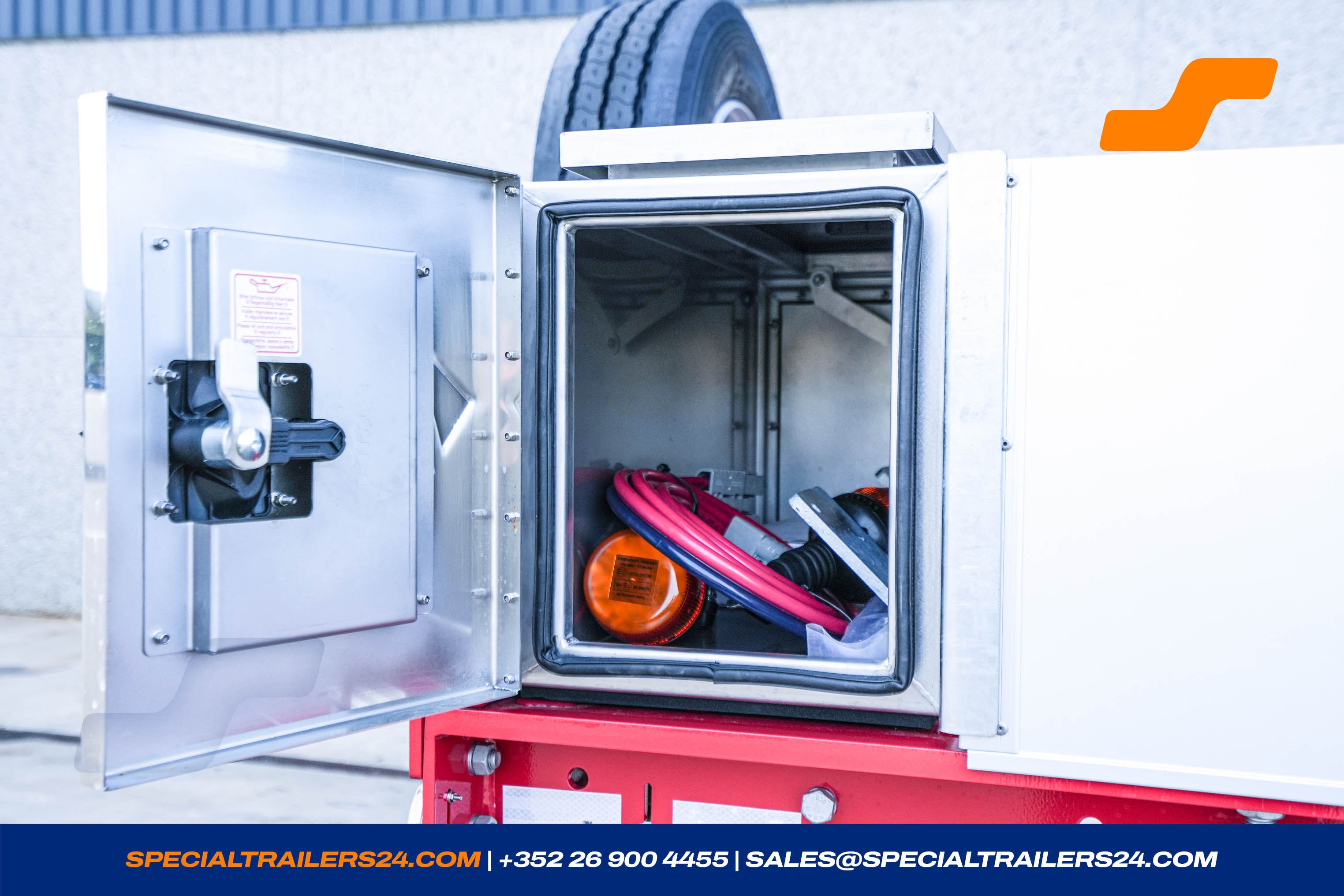 Low loader MAX Trailer MAX100 Vehicle for sale