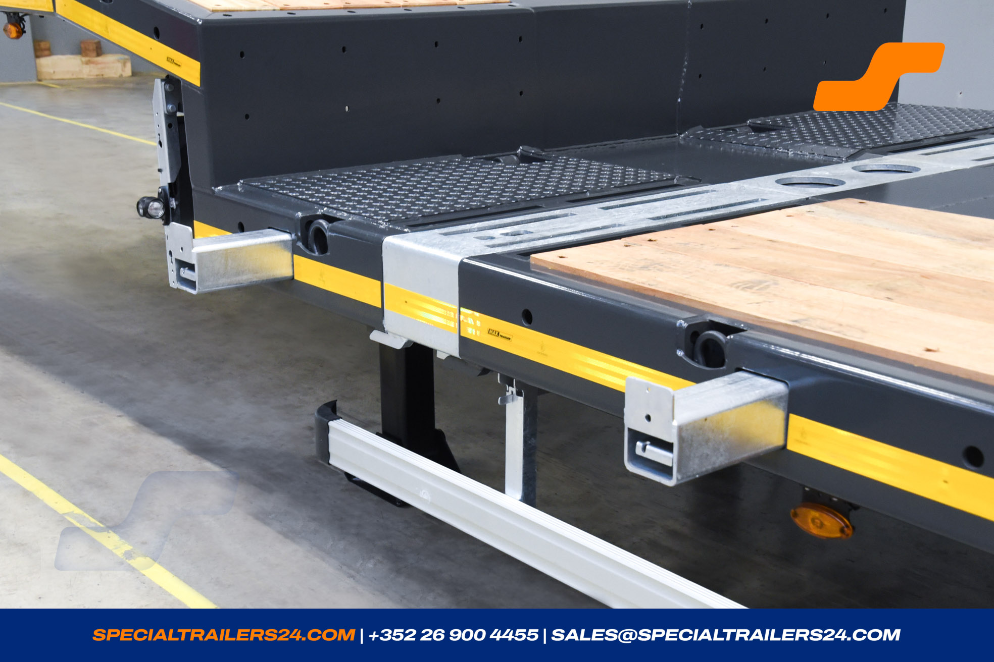 Low loader MAX Trailer MAX100 Vehicle for sale