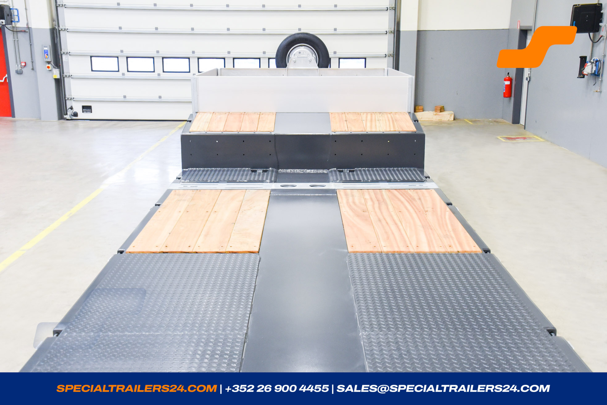 Low loader MAX Trailer MAX100 Vehicle for sale