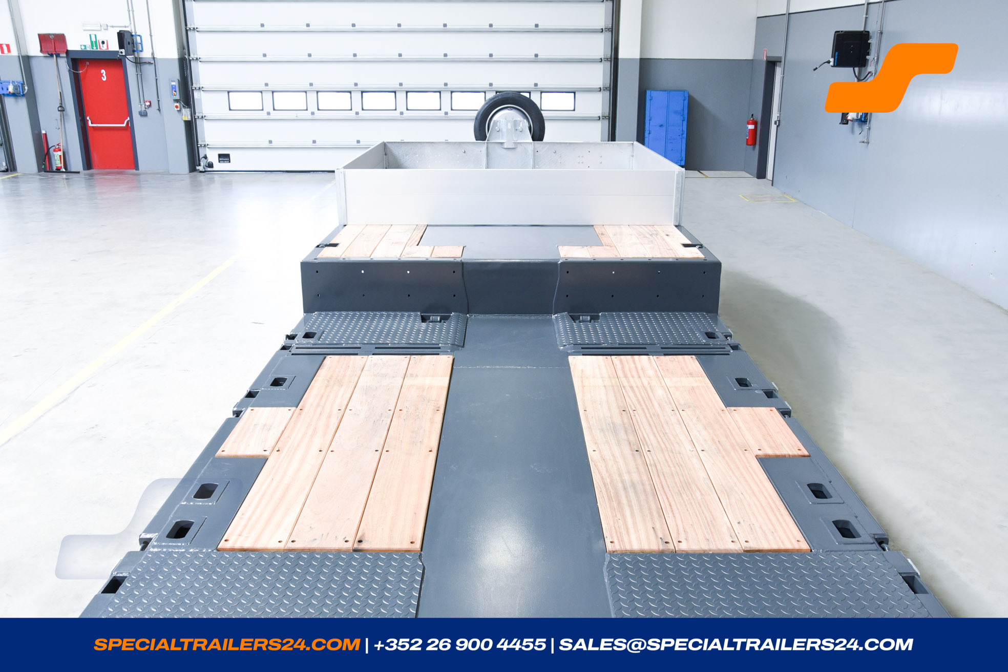 Low loader MAX Trailer MAX100 Vehicle for sale