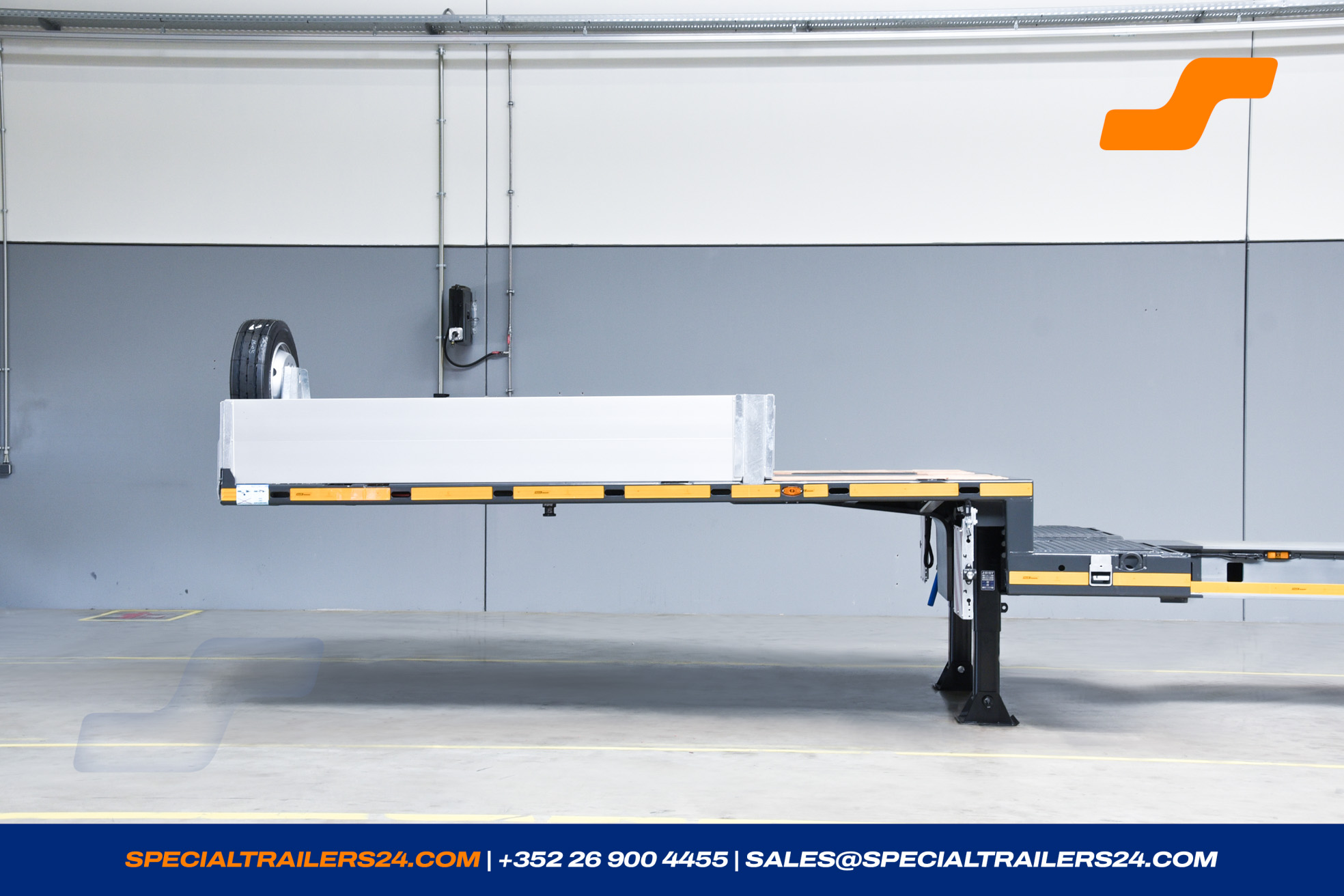 Low loader MAX Trailer MAX100 Vehicle for sale