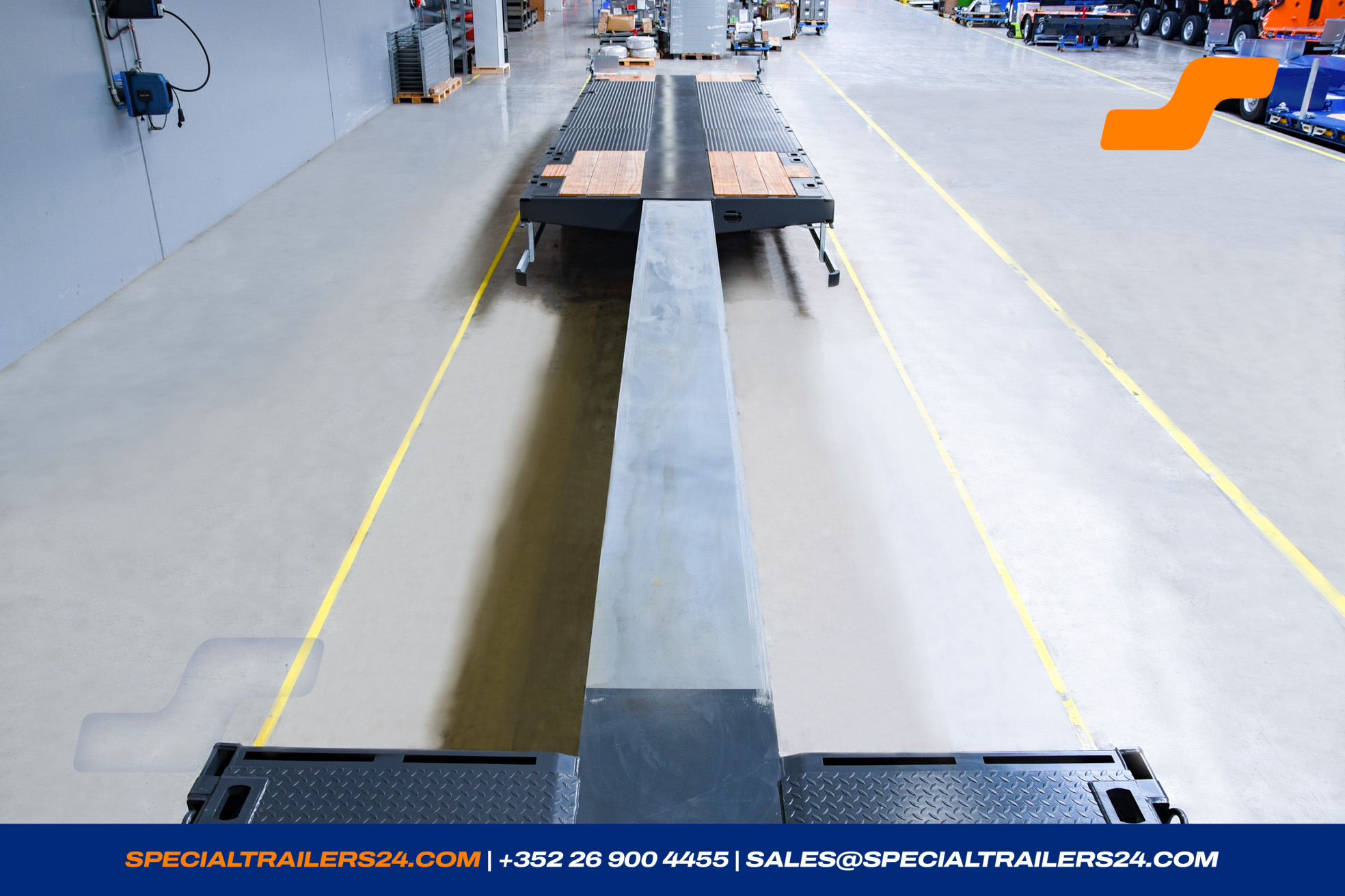 Low loader MAX Trailer MAX100 Vehicle for sale