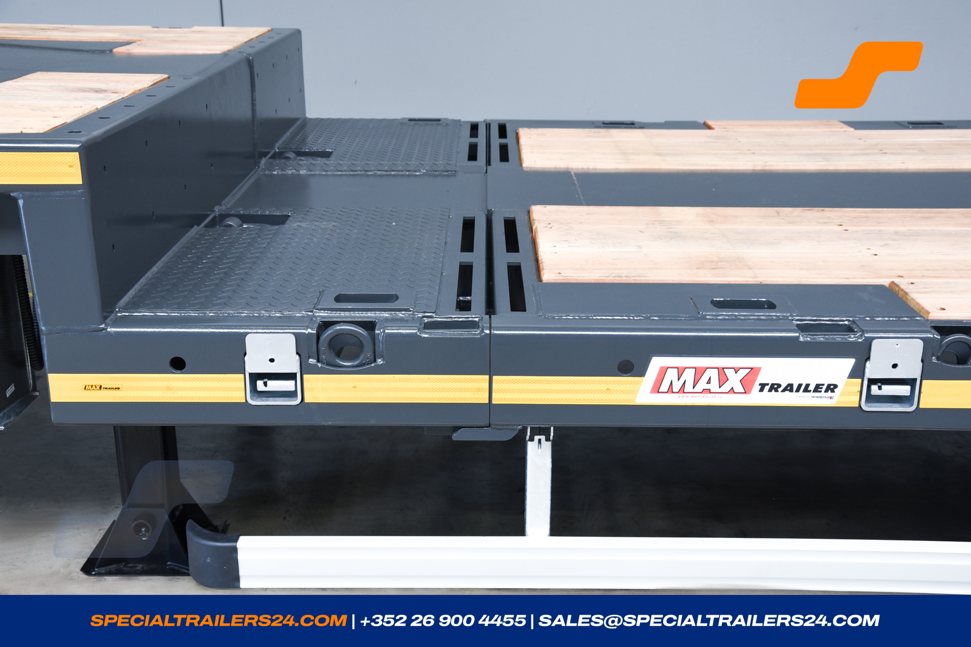 Low loader MAX Trailer MAX100 Vehicle for sale