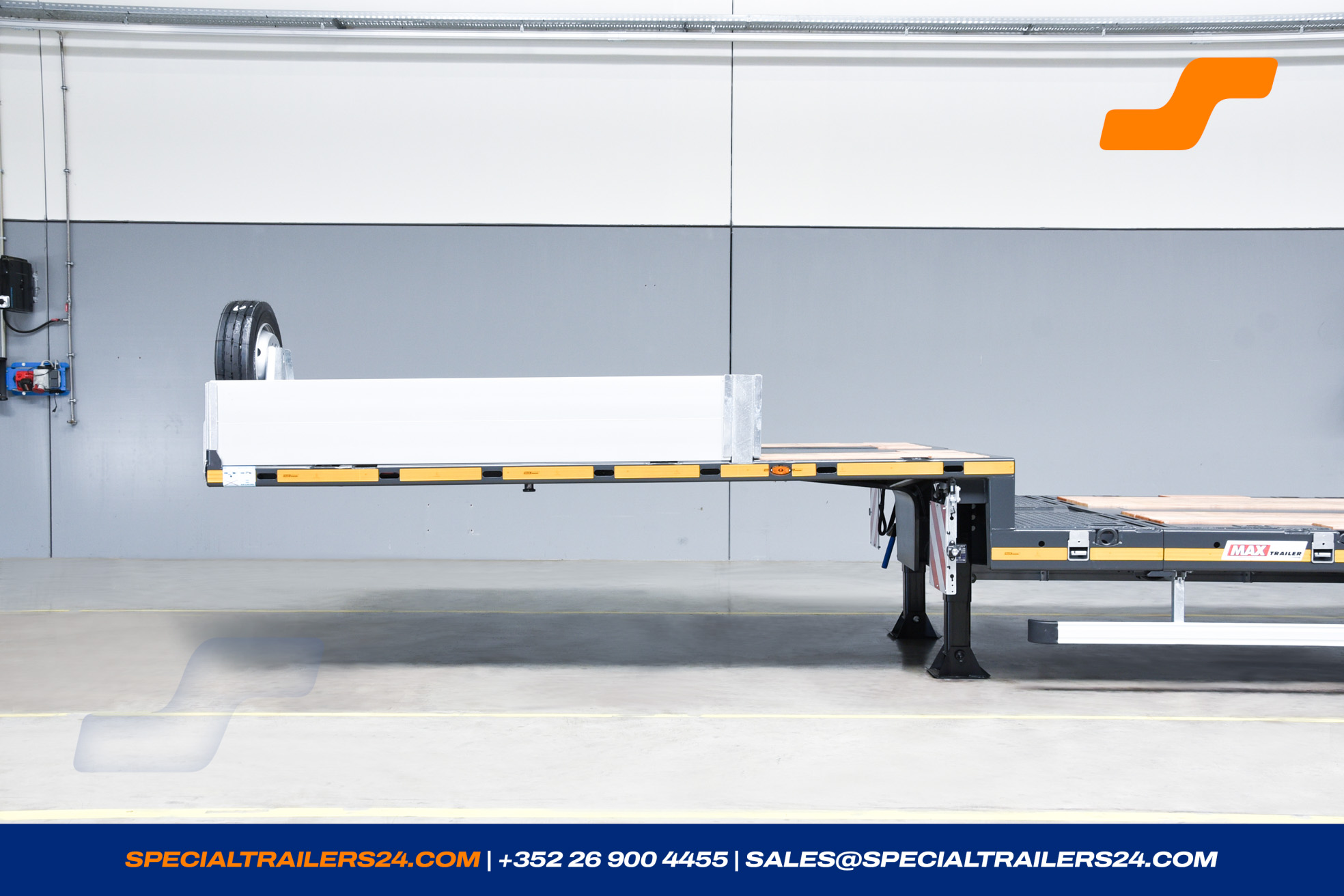 Low loader MAX Trailer MAX100 Vehicle for sale