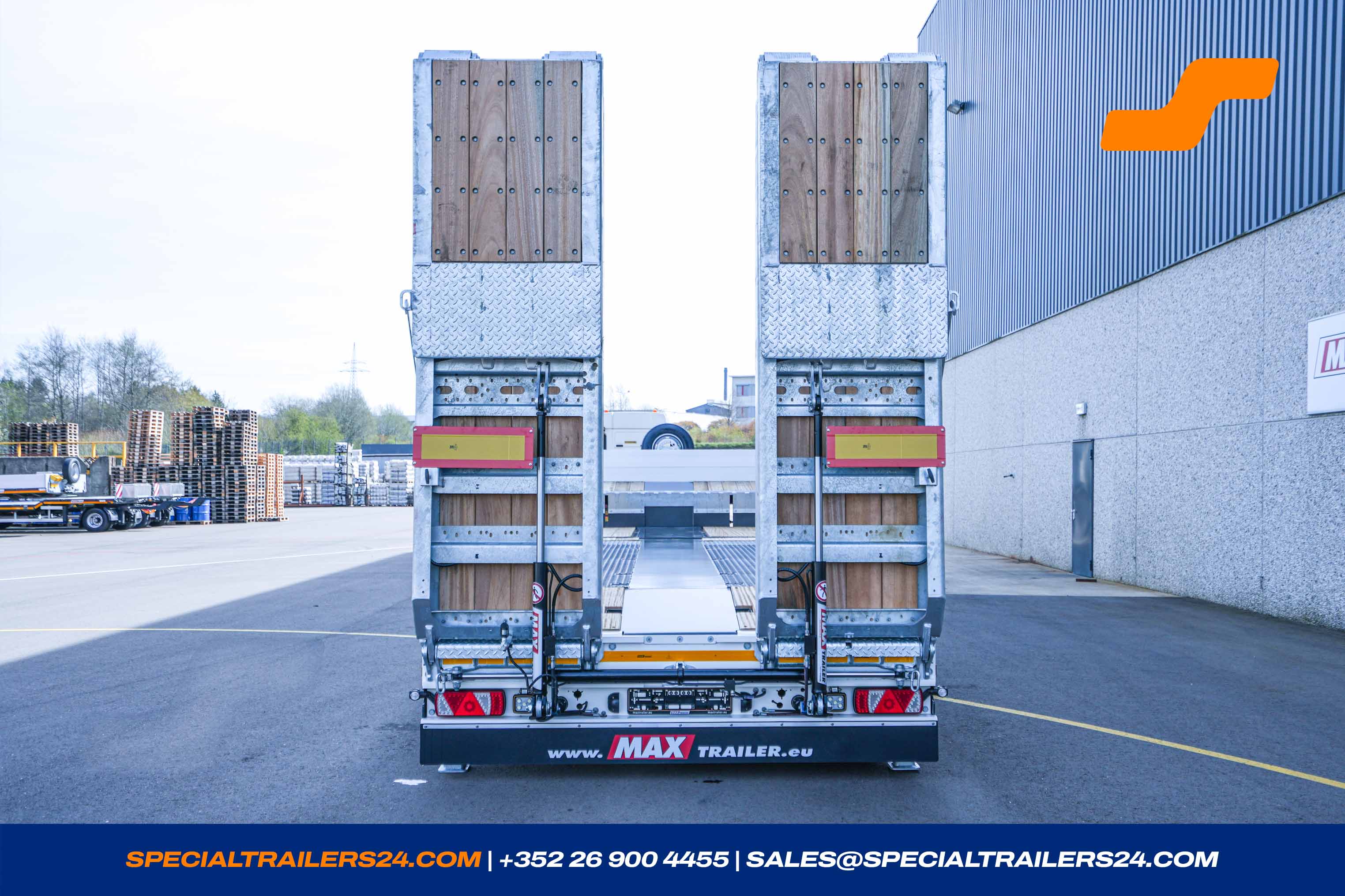 Low loader MAX Trailer MAX100 Vehicle for sale