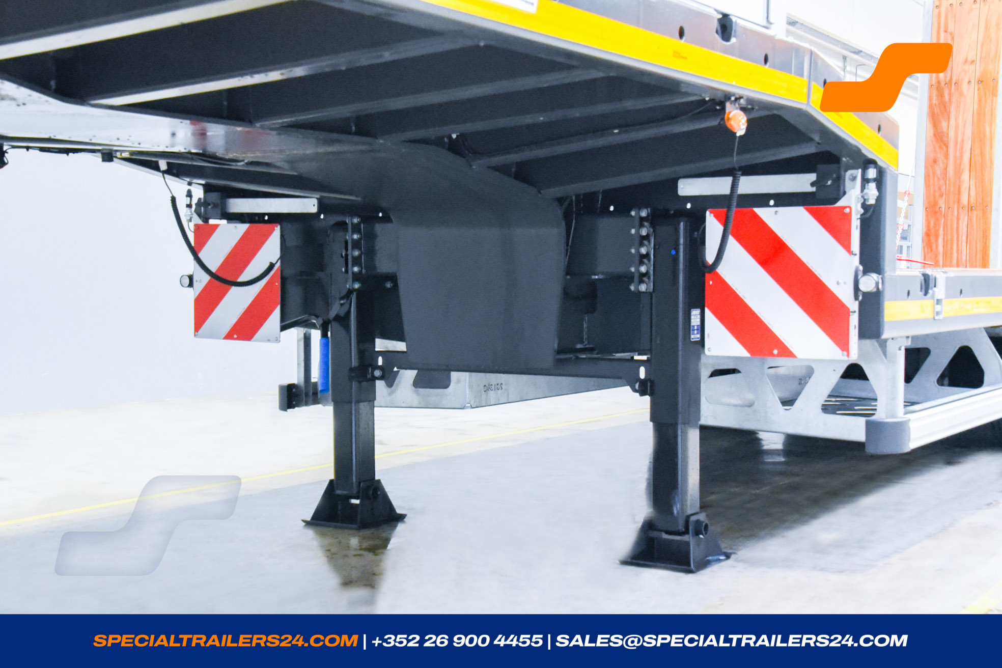 Low loader MAX Trailer MAX100 Vehicle for sale