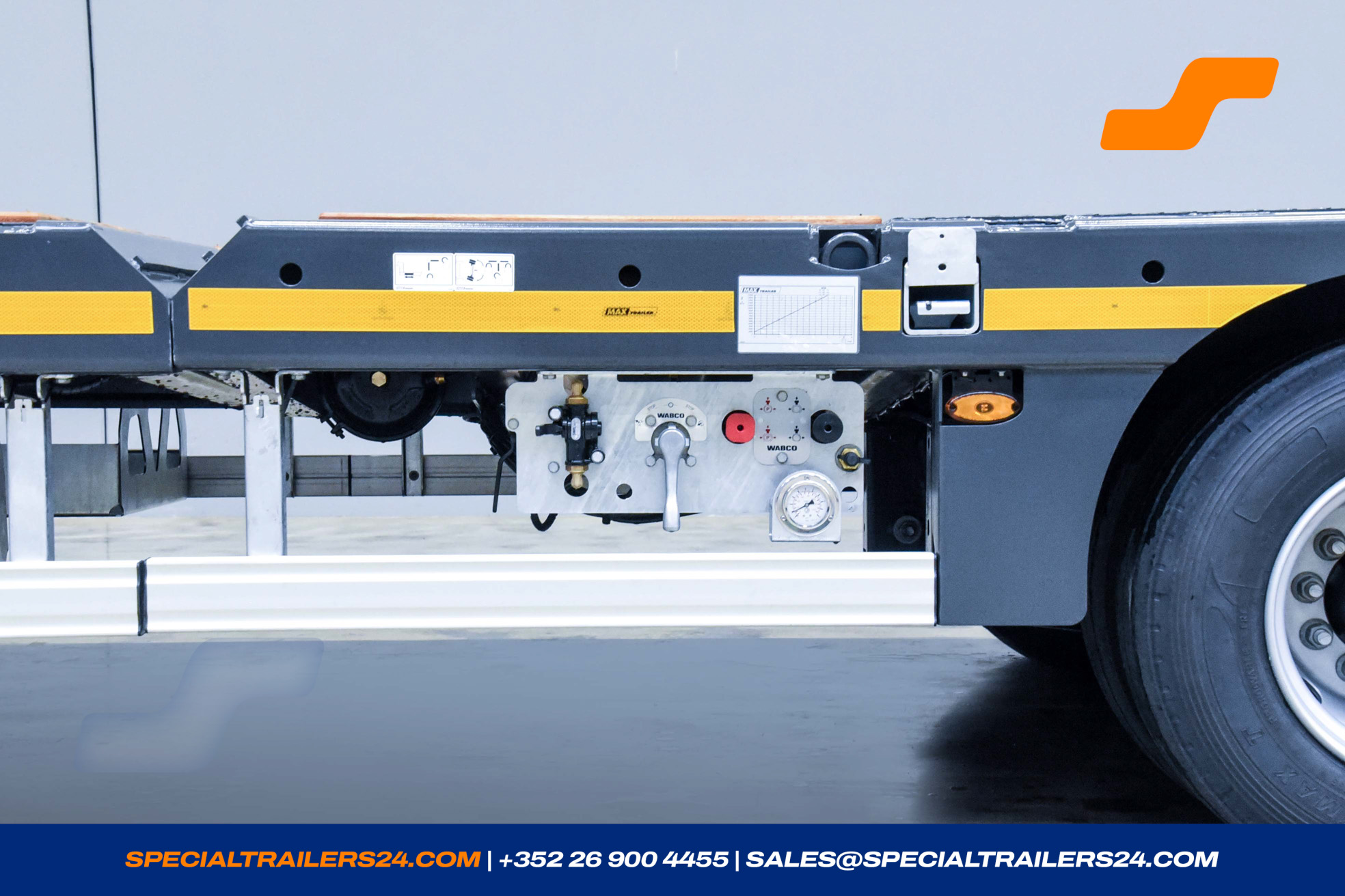 Low loader MAX Trailer MAX100 Vehicle for sale