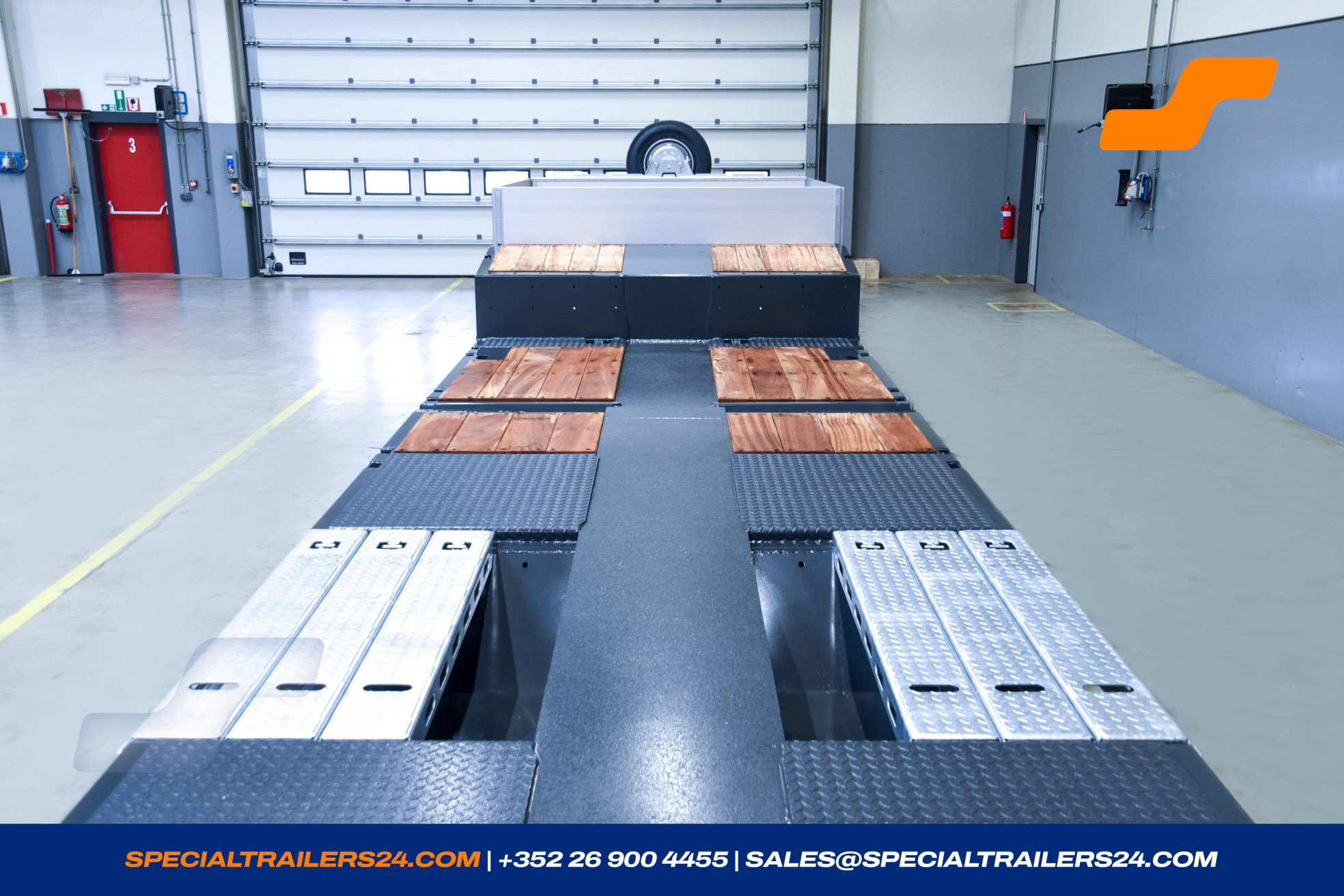 Low loader MAX Trailer MAX100 Vehicle for sale