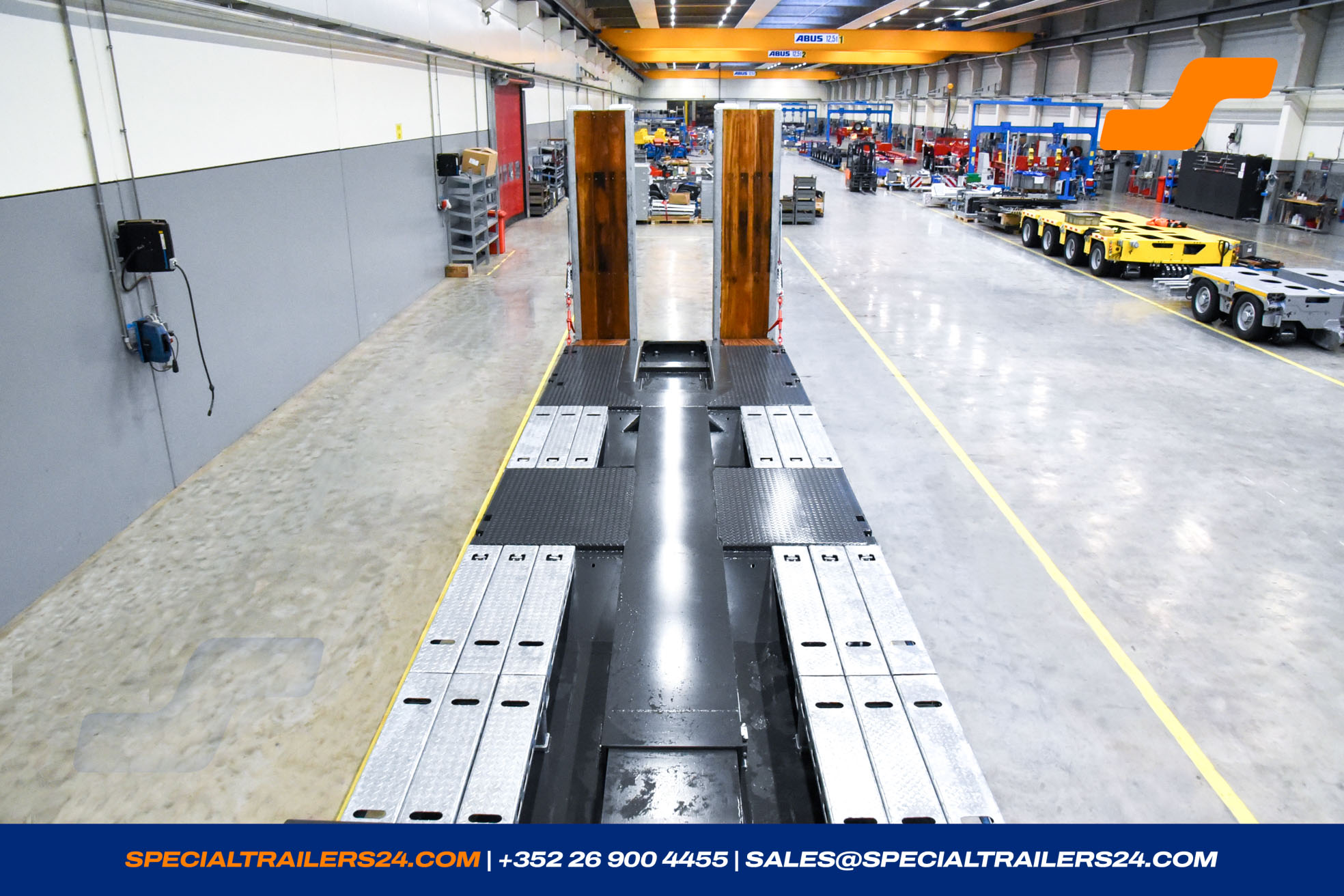 Low loader MAX Trailer MAX100 Vehicle for sale