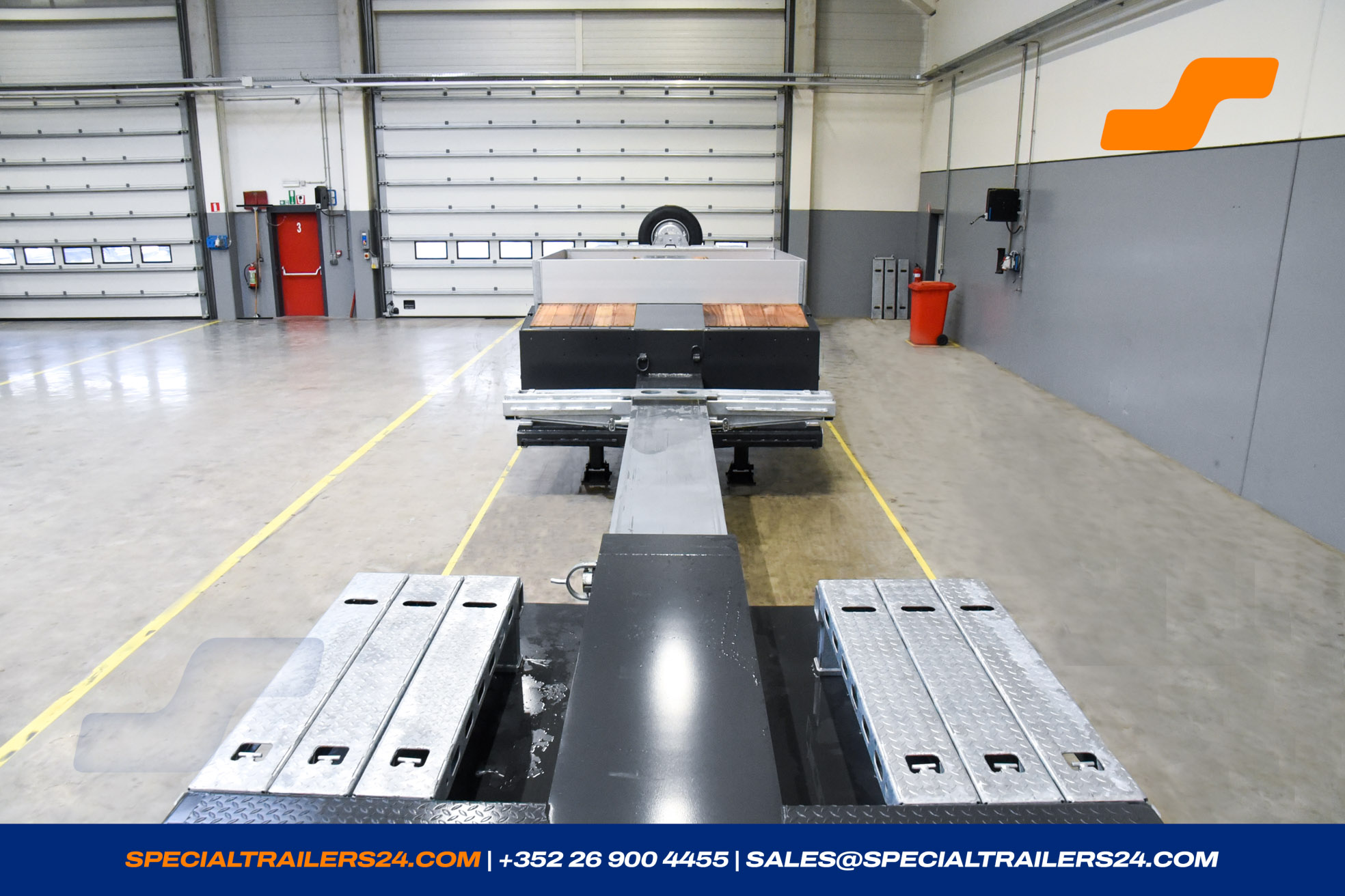 Low loader MAX Trailer MAX100 Vehicle for sale