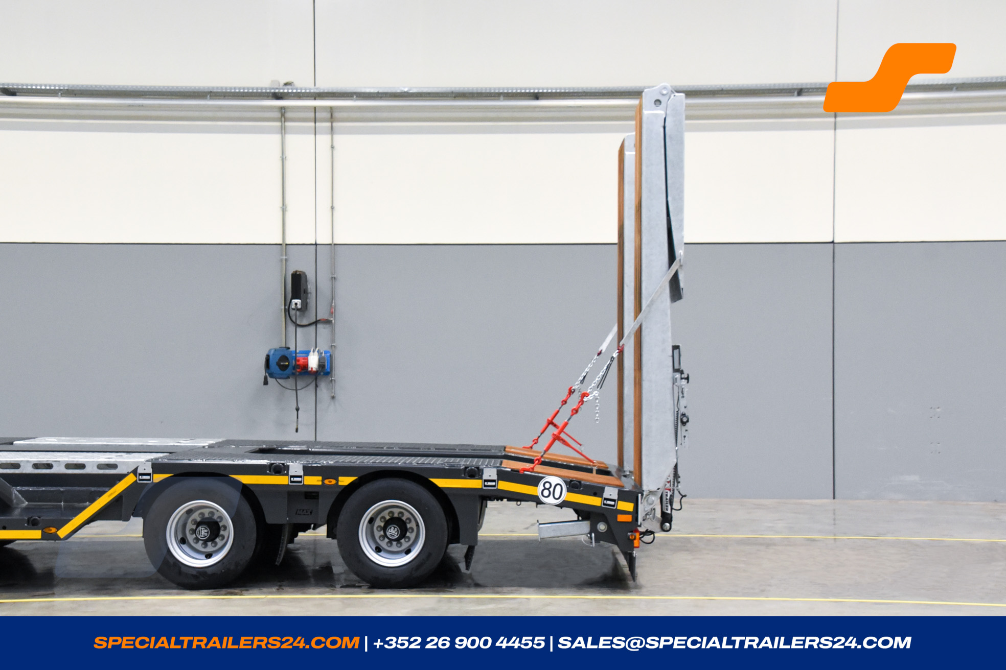 Low loader MAX Trailer MAX100 Vehicle for sale