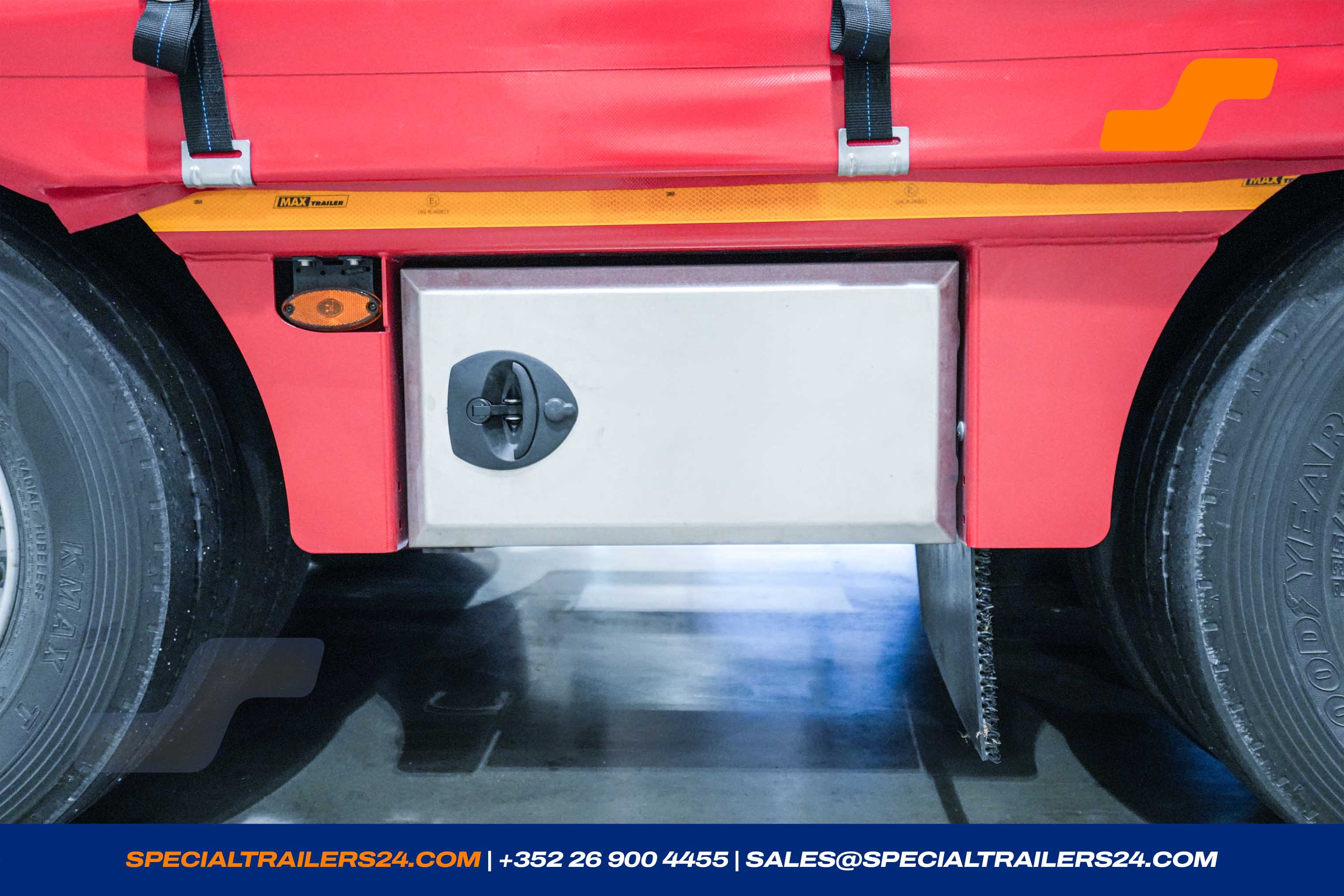 Low loader MAX Trailer MAX100 Vehicle for sale