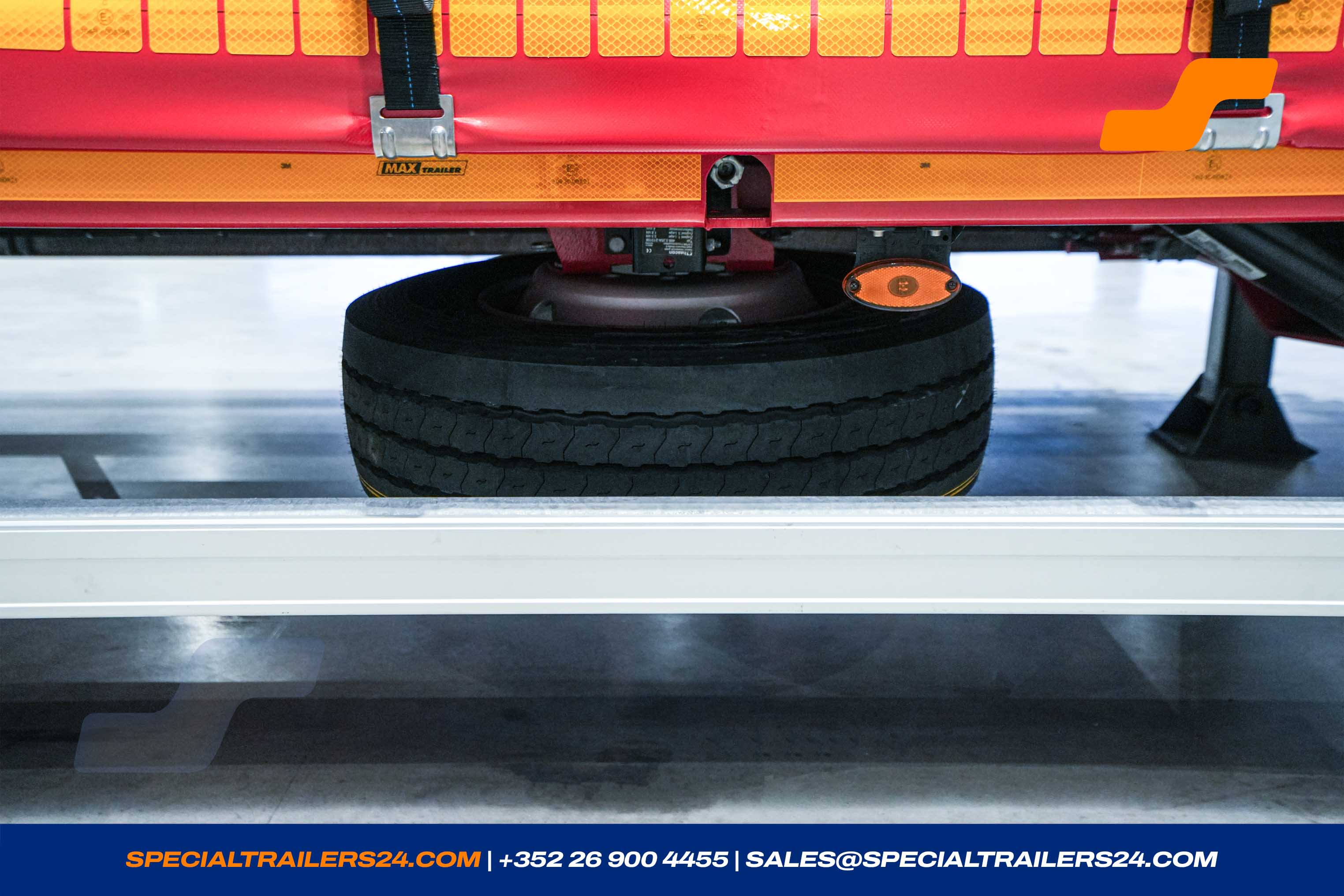 Low loader MAX Trailer MAX100 Vehicle for sale