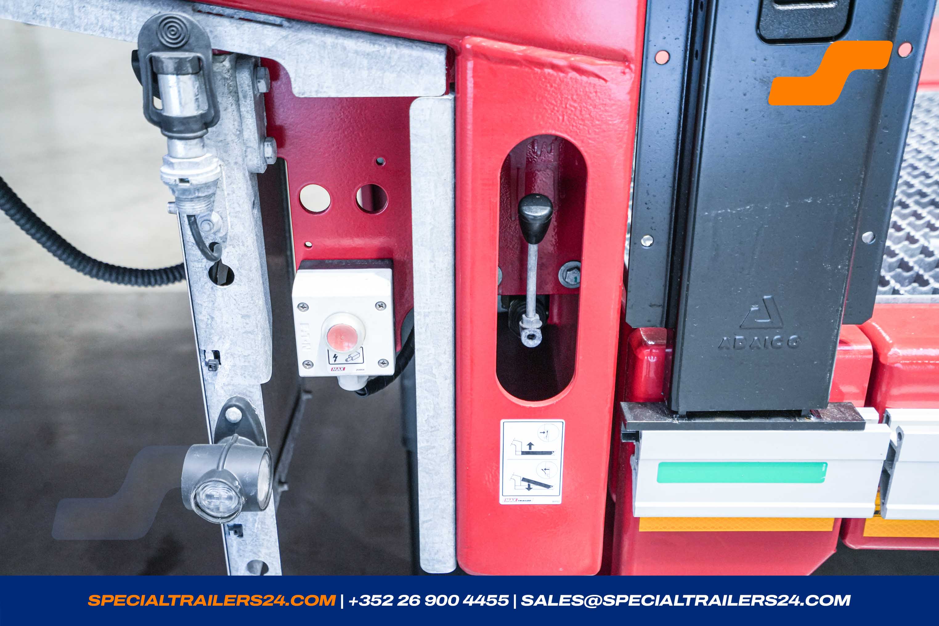 Low loader MAX Trailer MAX100 Vehicle for sale