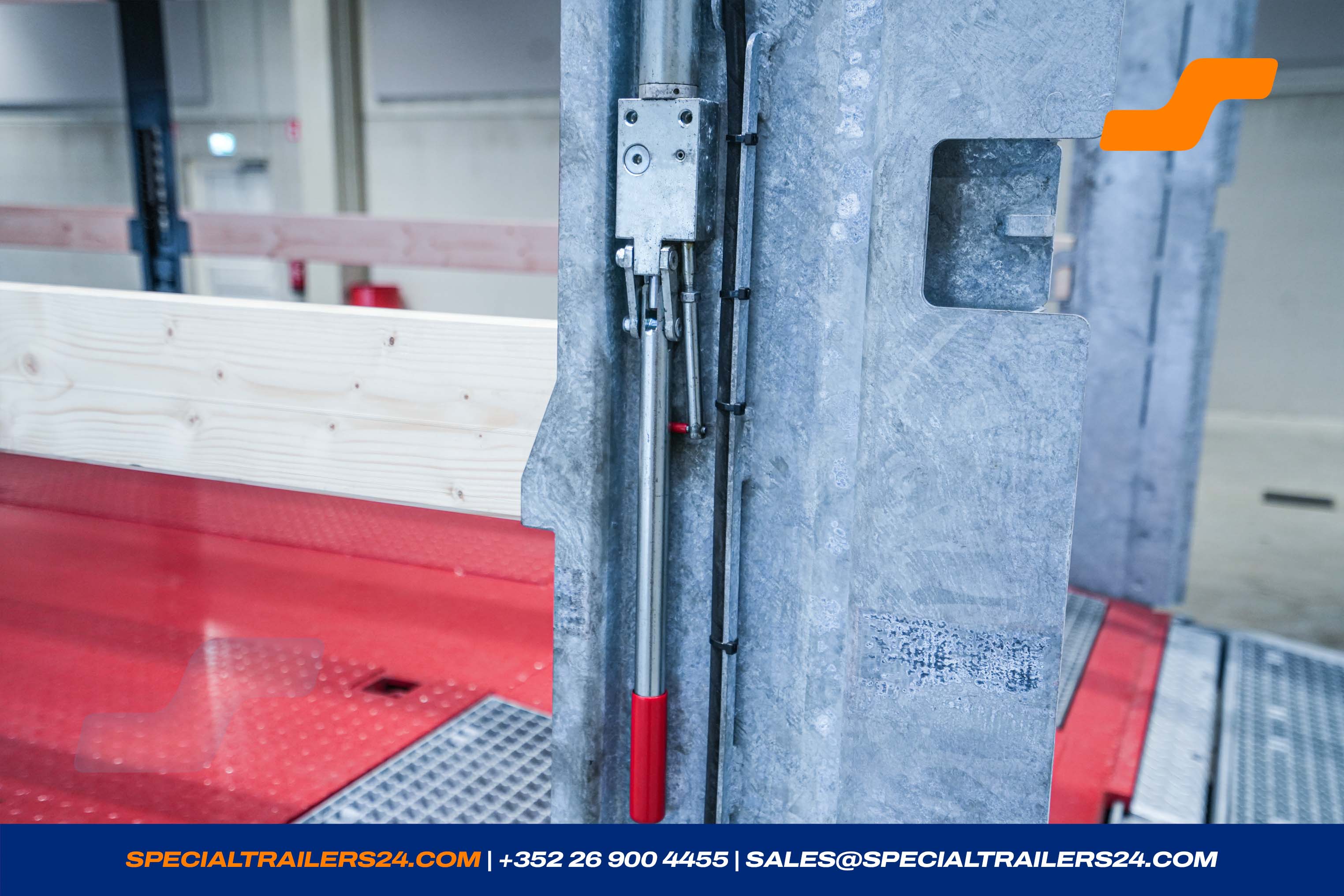 Low loader MAX Trailer MAX100 Vehicle for sale