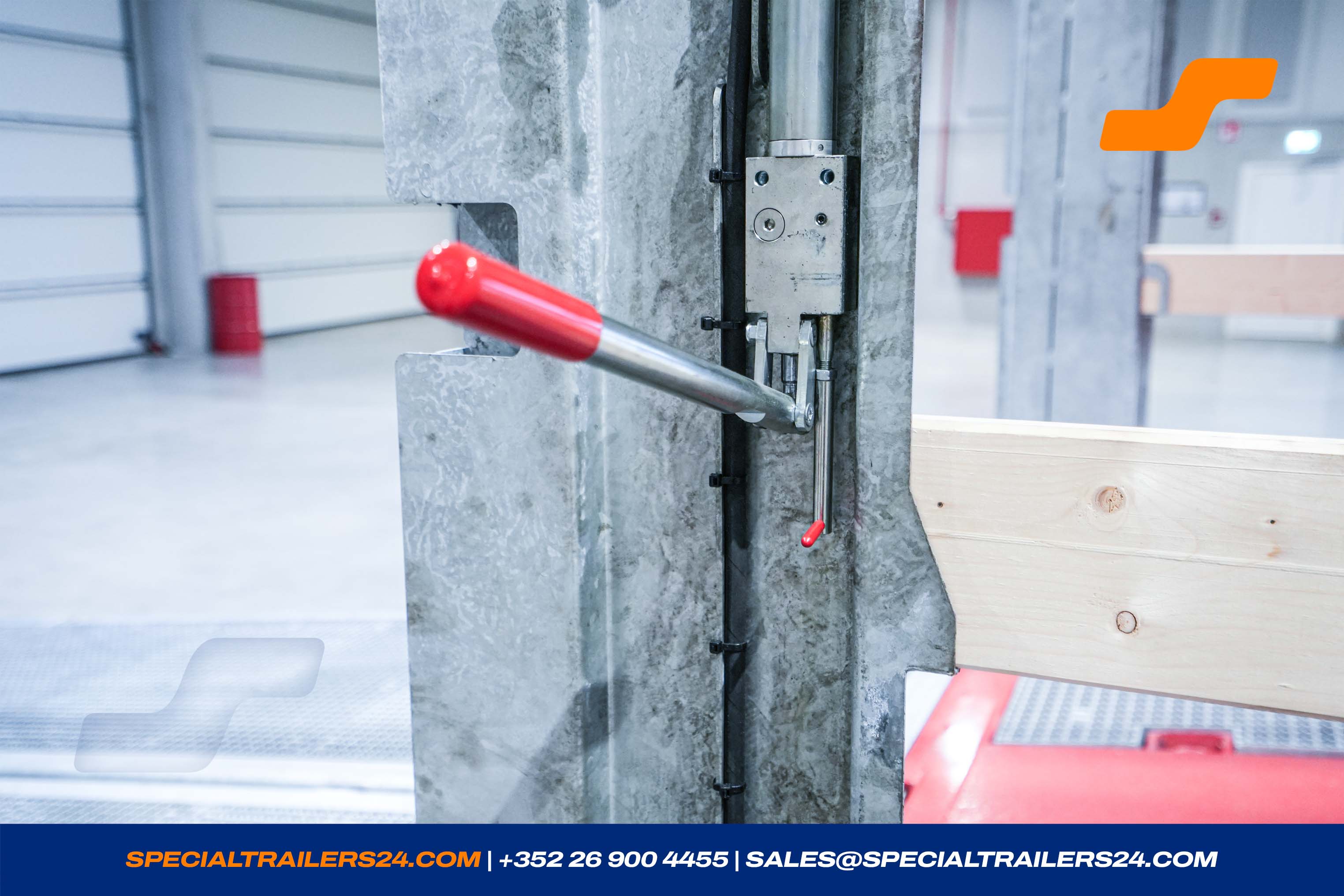 Low loader MAX Trailer MAX100 Vehicle for sale