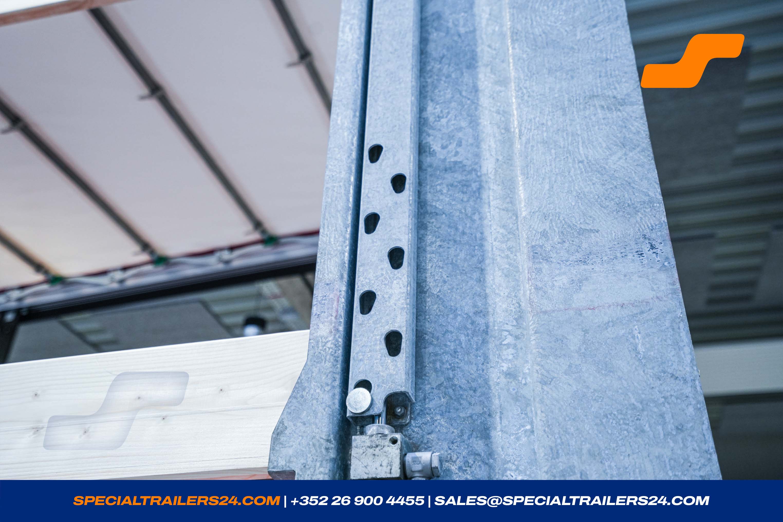 Low loader MAX Trailer MAX100 Vehicle for sale