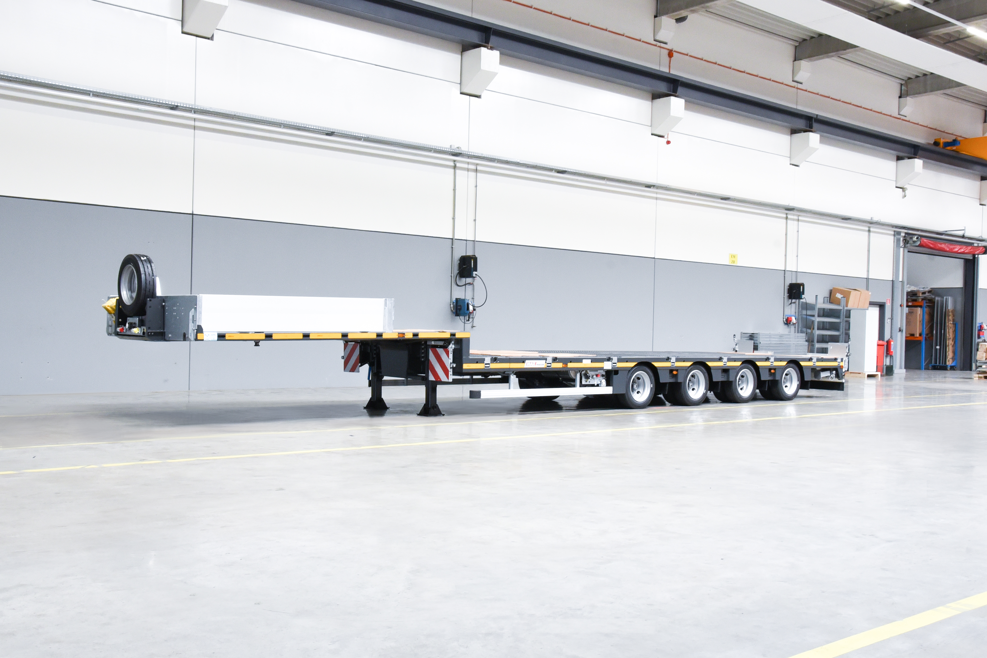 Low loader MAX Trailer MAX100 Vehicle for sale