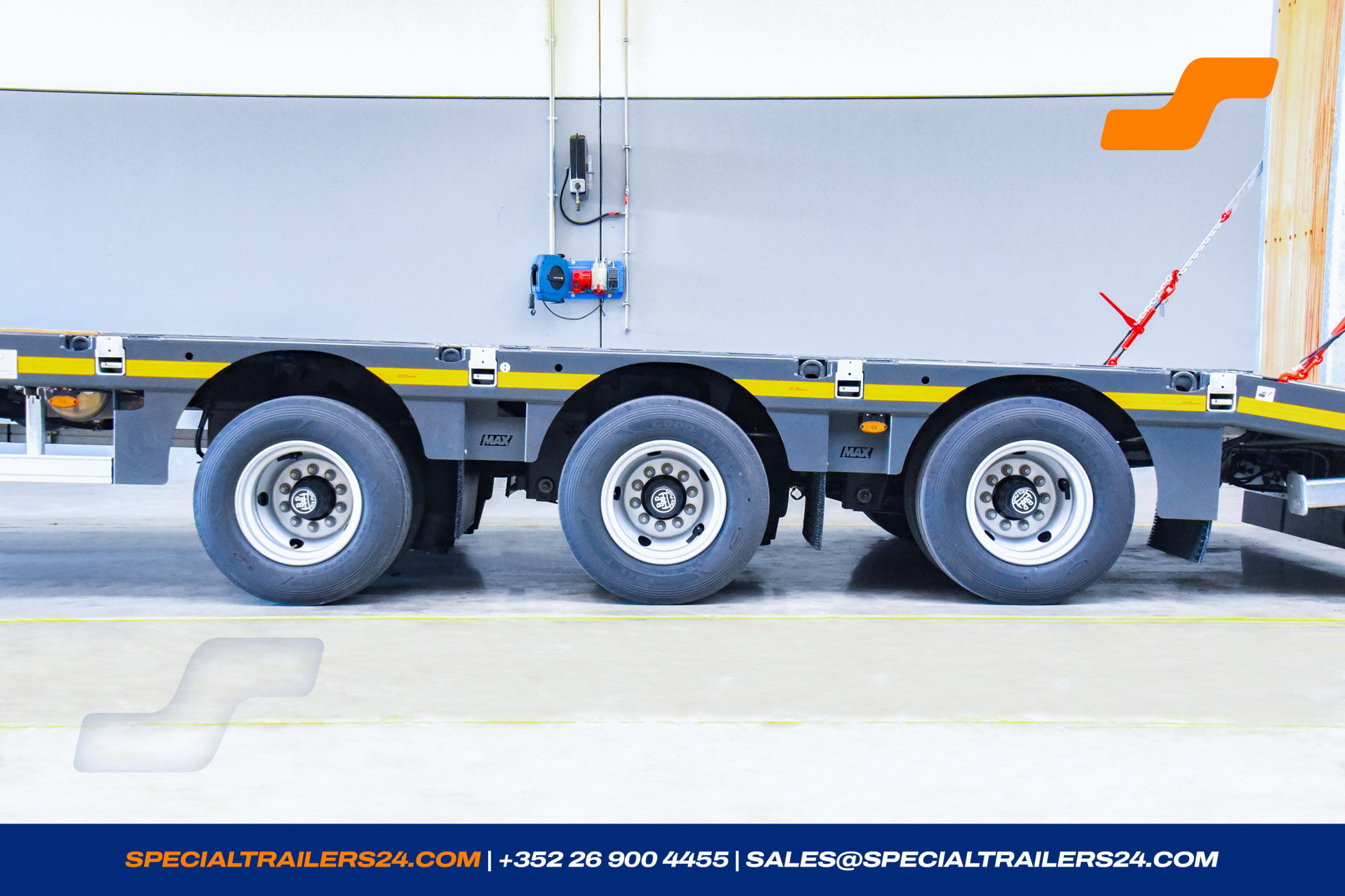 Low loader MAX Trailer MAX110 Vehicle for sale