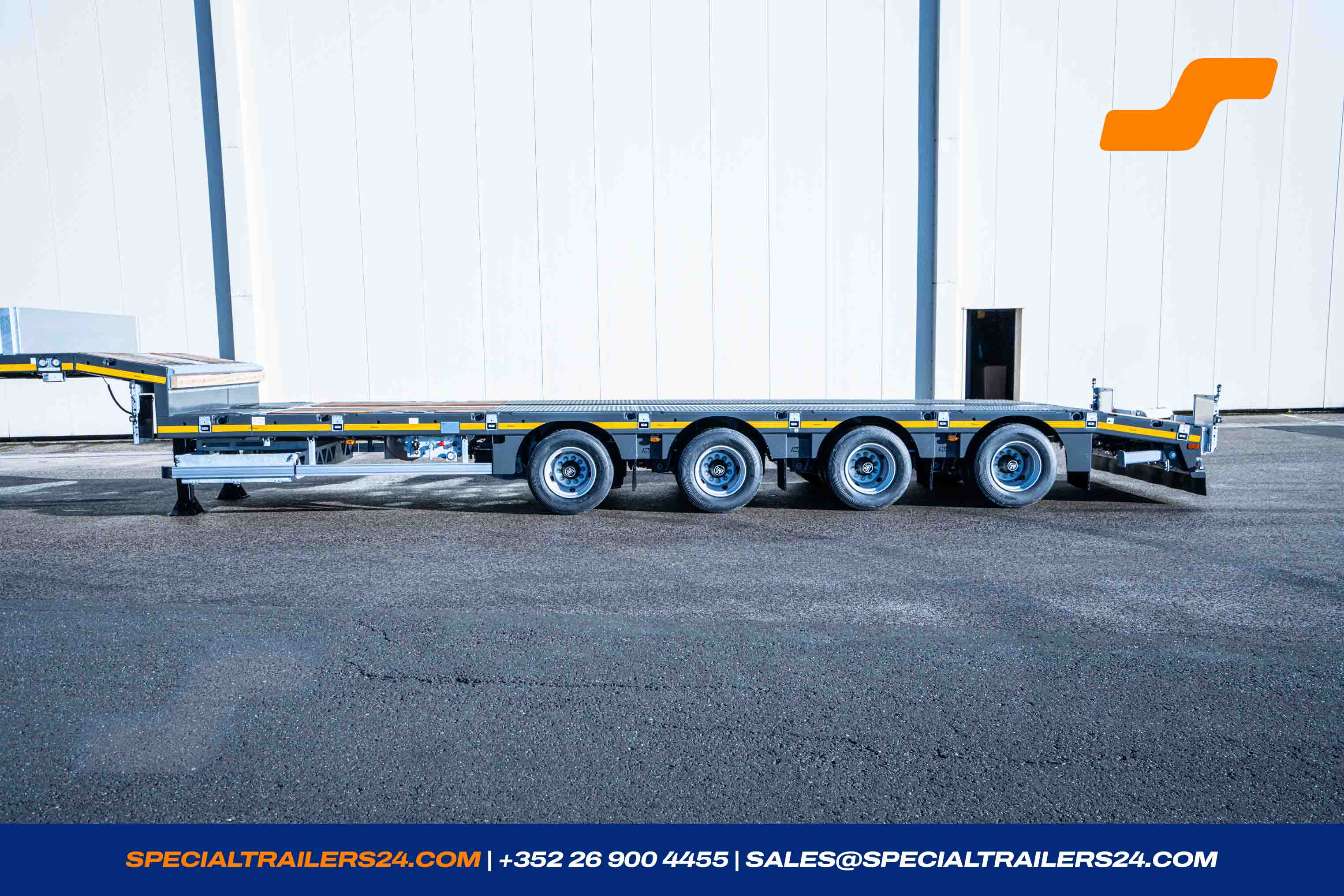 Low loader MAX Trailer MAX110 Vehicle for sale