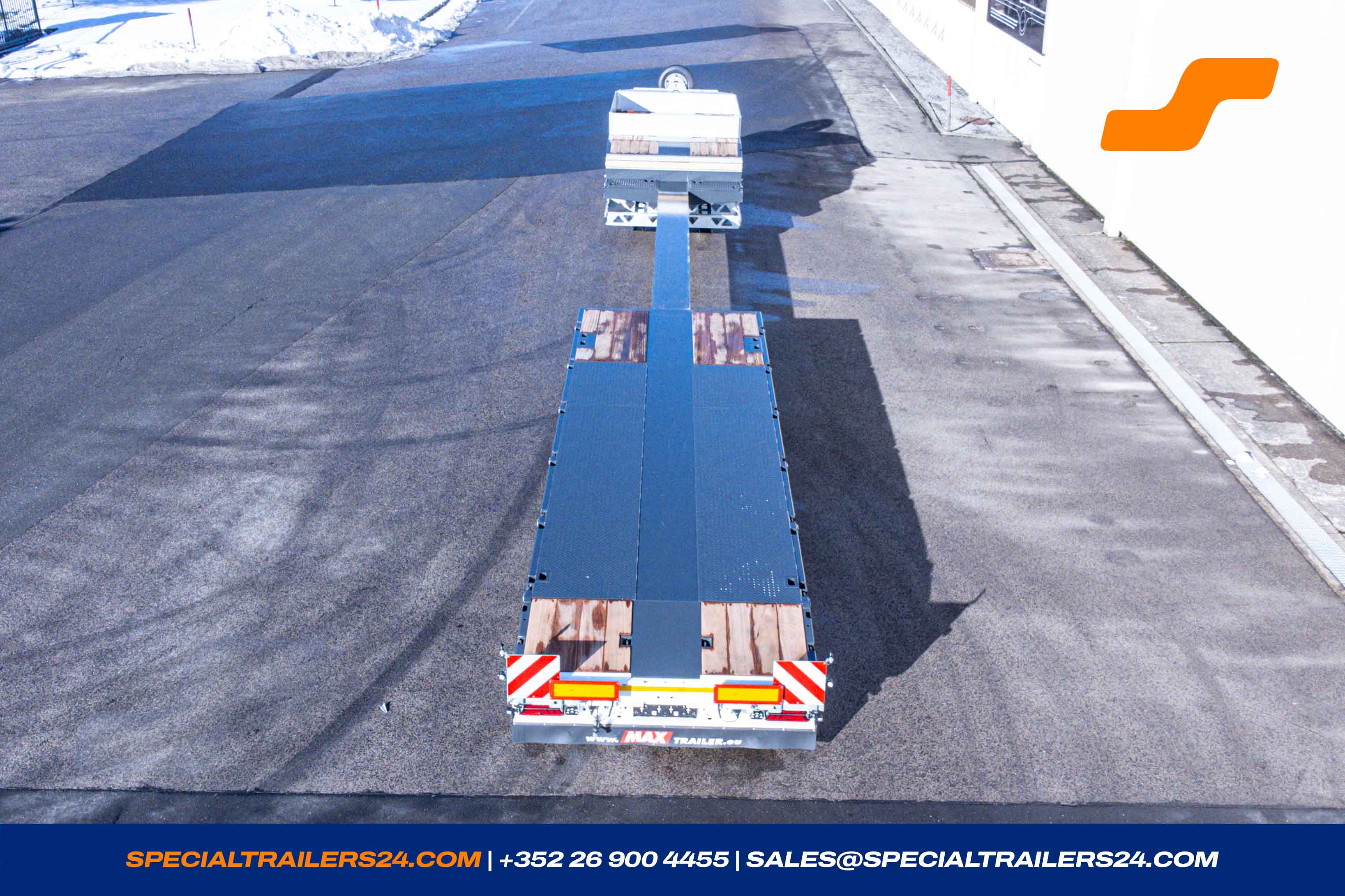 Low loader MAX Trailer MAX110 Vehicle for sale