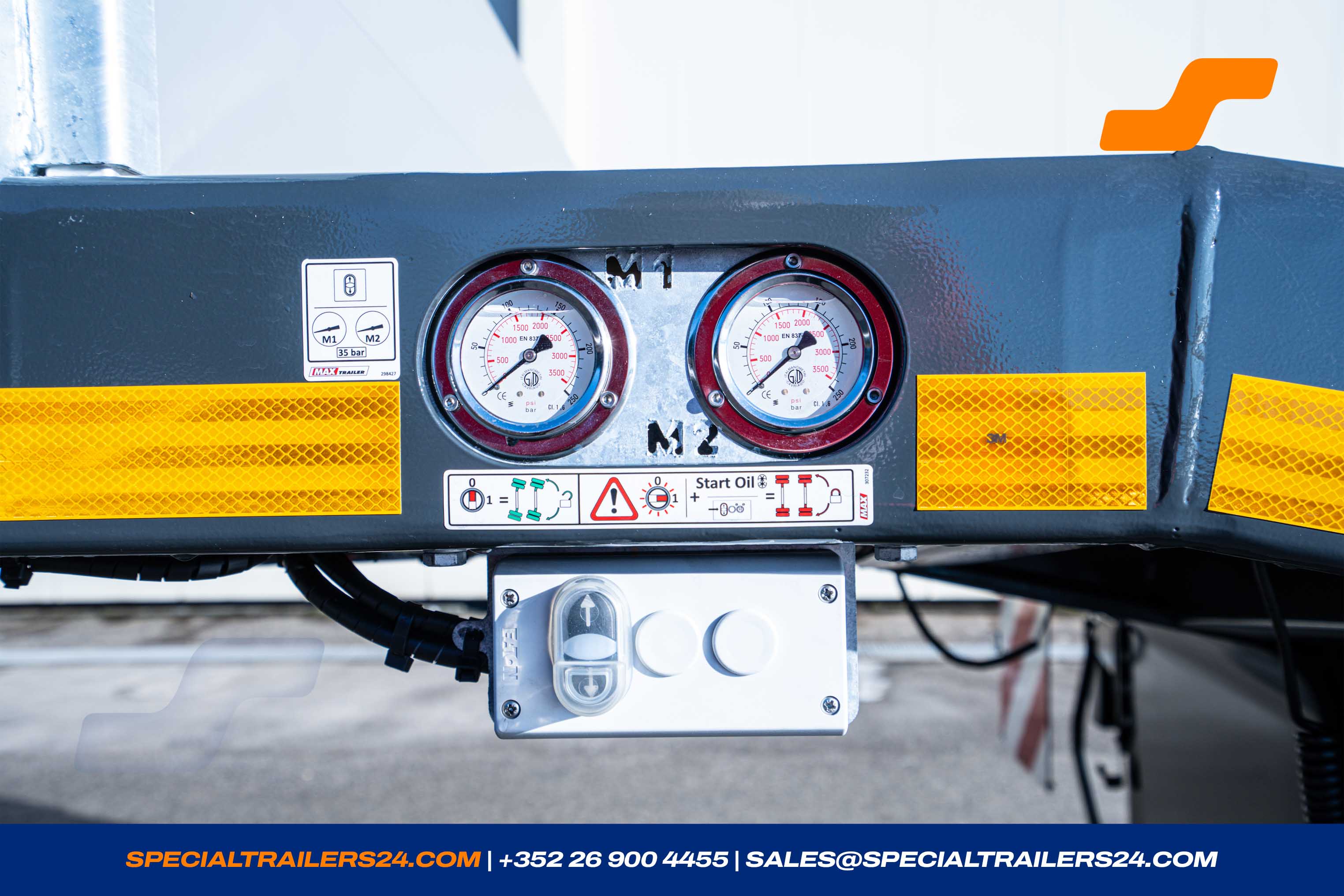 Low loader MAX Trailer MAX110 Vehicle for sale