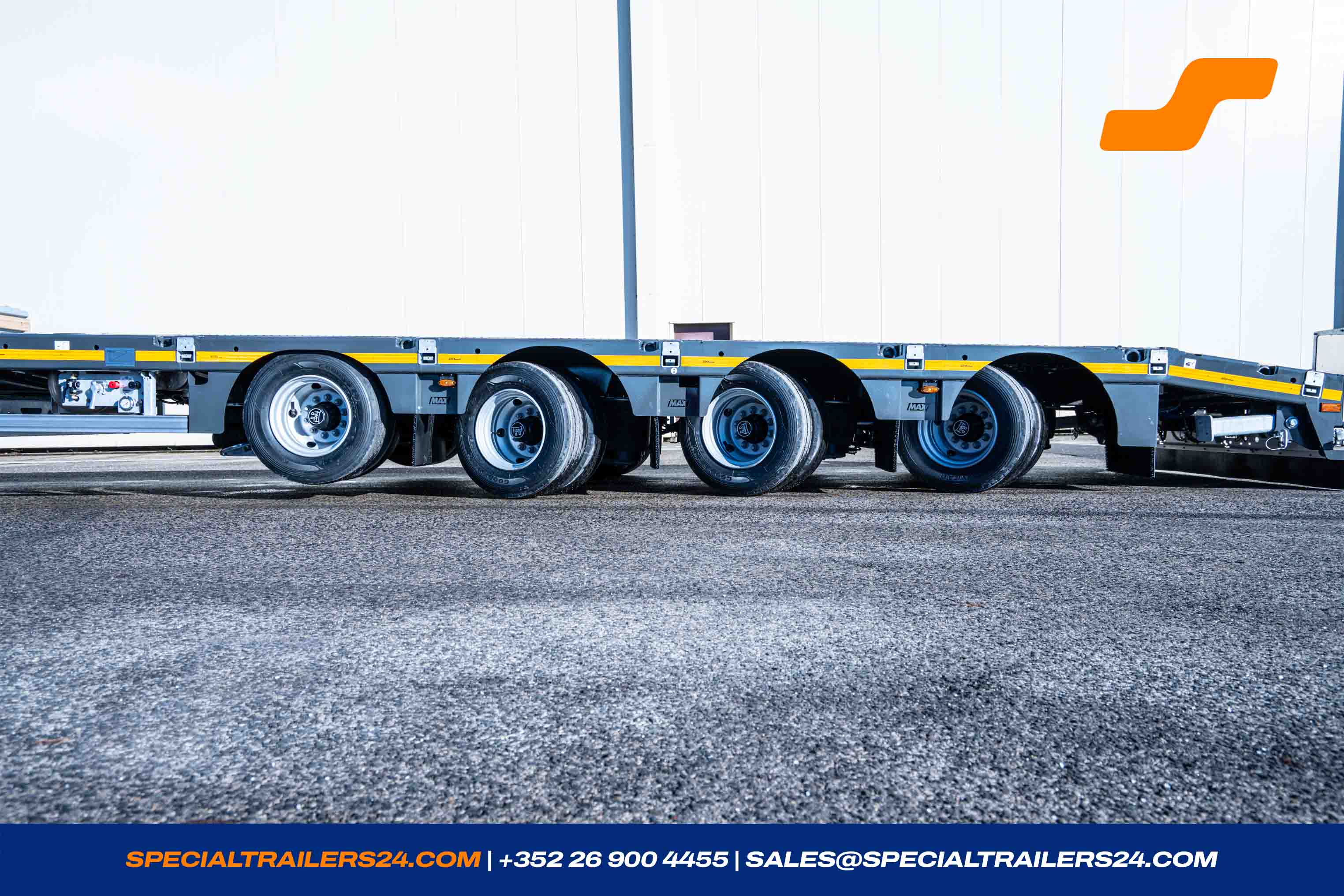 Low loader MAX Trailer MAX110 Vehicle for sale