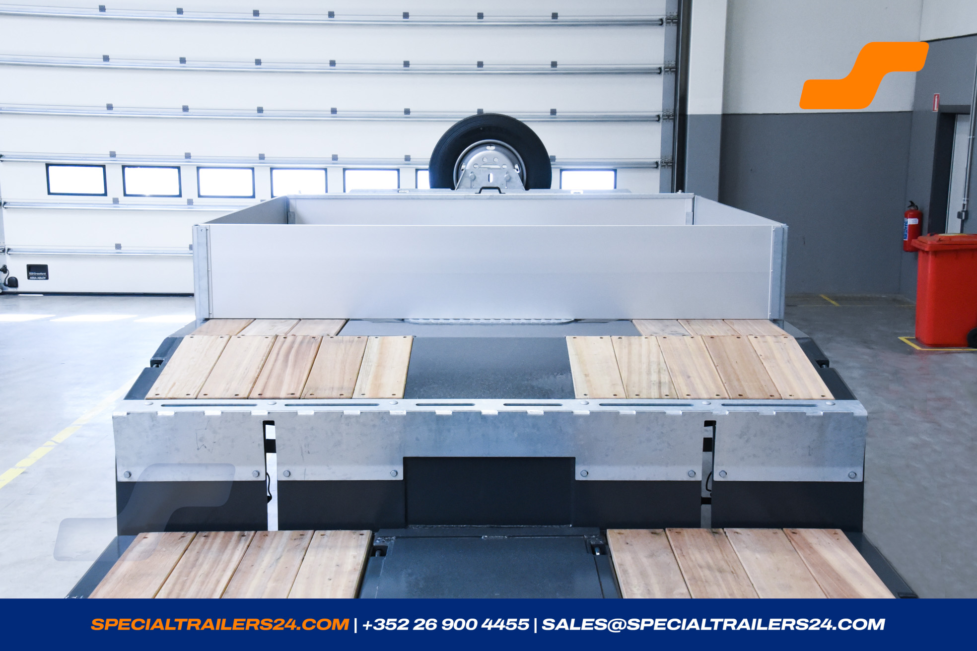 Low loader MAX Trailer MAX110 Vehicle for sale