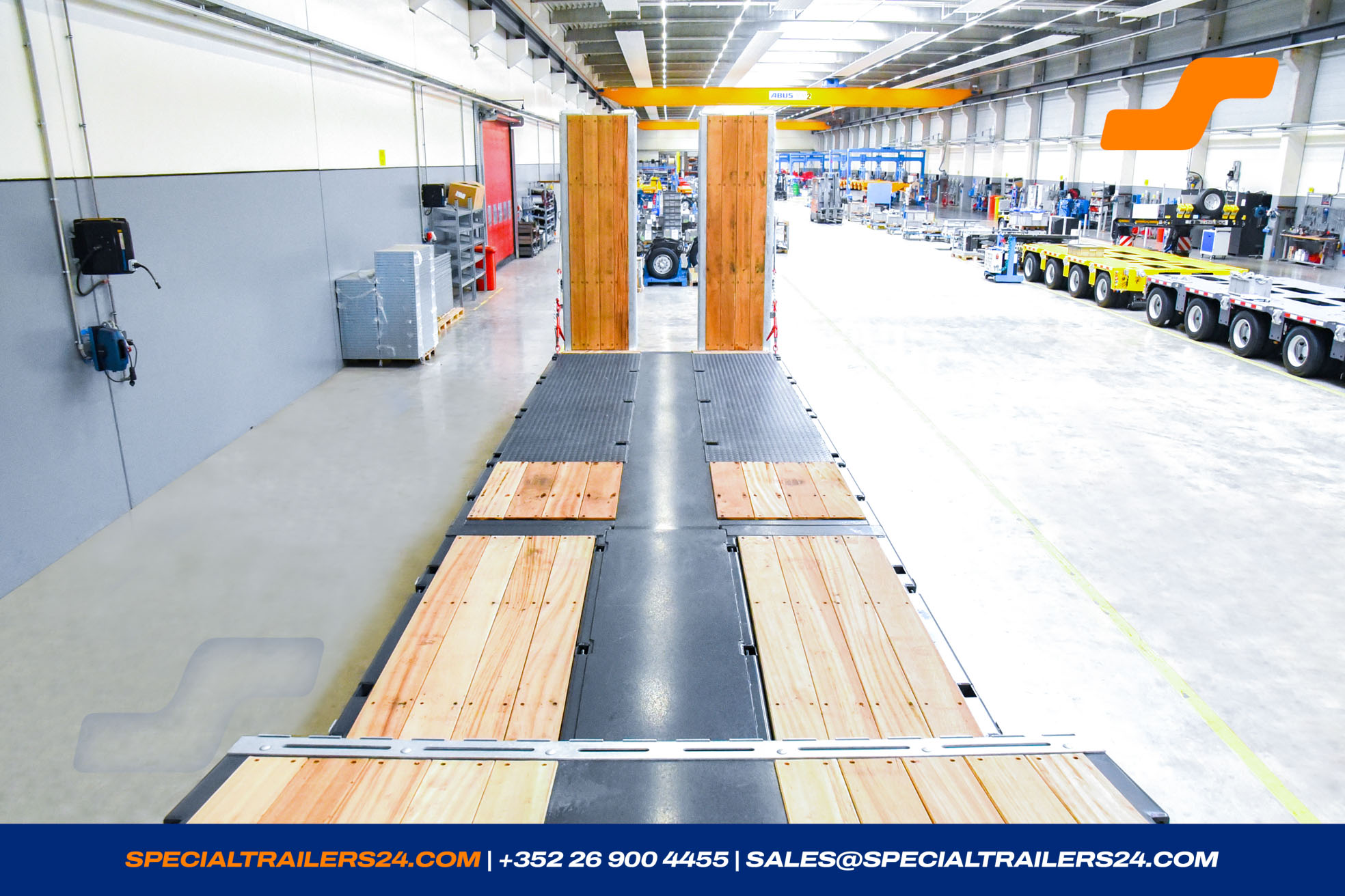 Low loader MAX Trailer MAX110 Vehicle for sale