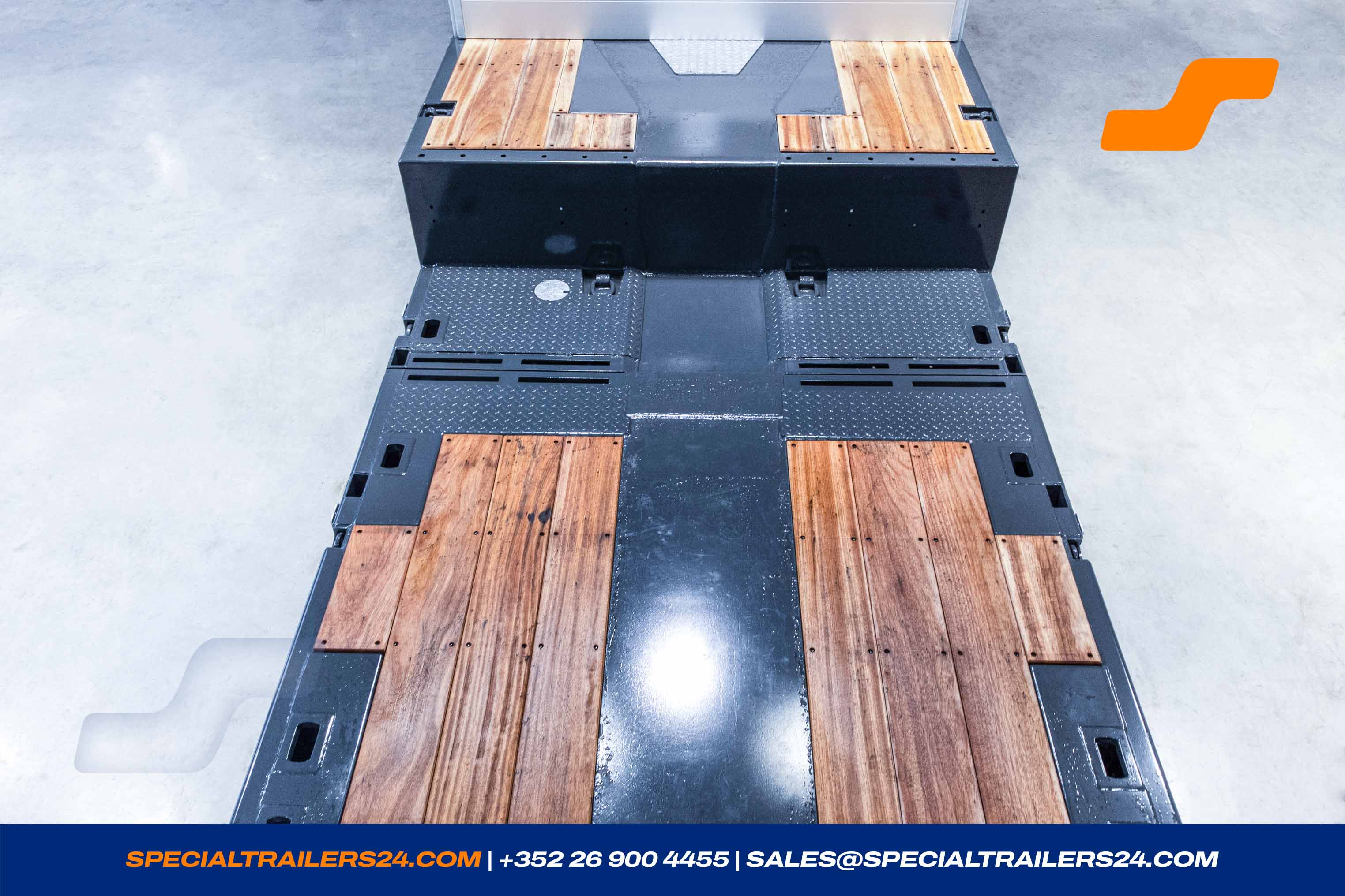 Semi-dieplader MAX Trailer MAX110 Voertuig te koop