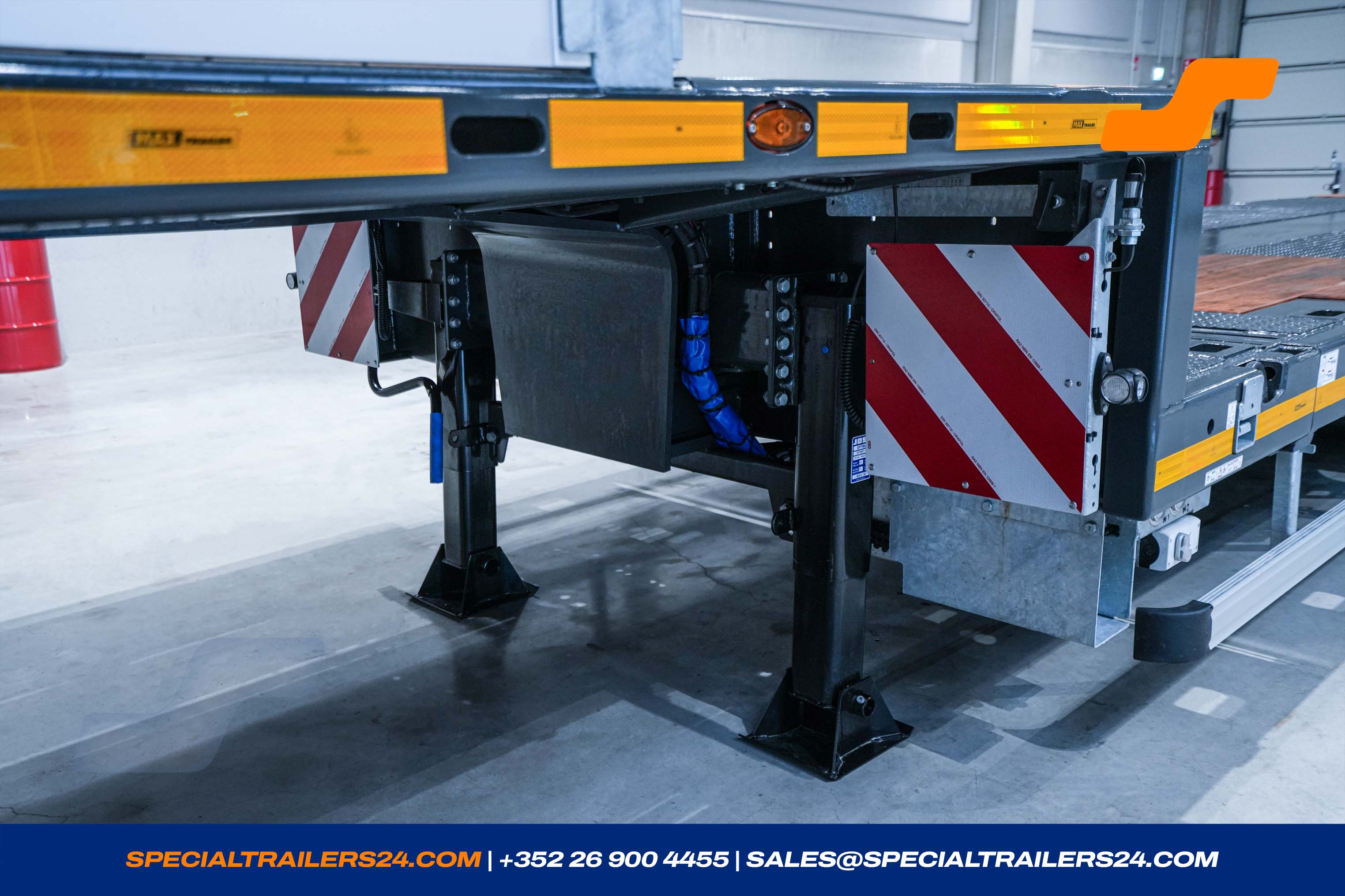 Semi-dieplader MAX Trailer MAX110 Voertuig te koop