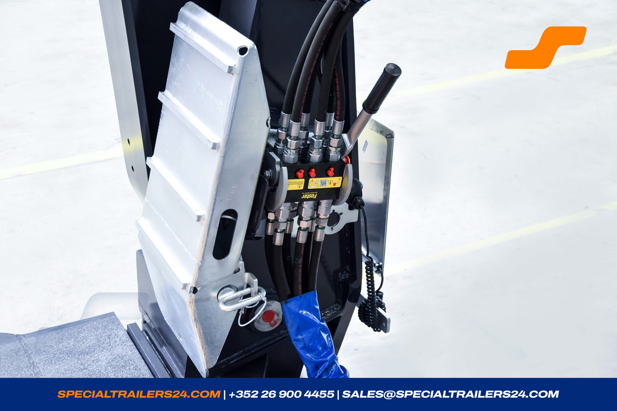 Lowbed trailer MAX Trailer MAX510 Vehicle for sale