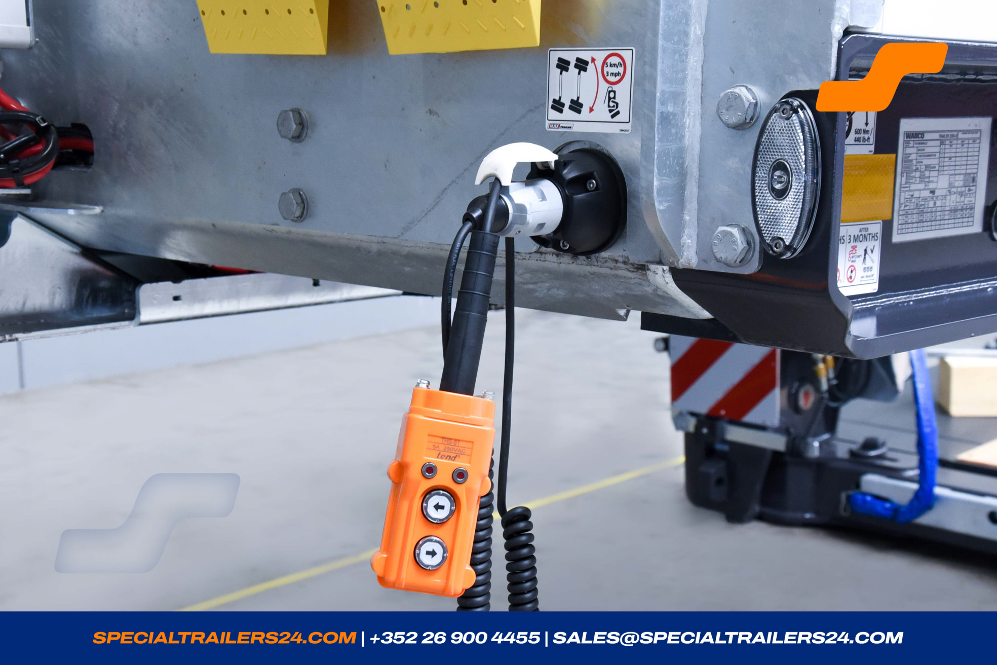 Lowbed trailer MAX Trailer MAX510 Vehicle for sale