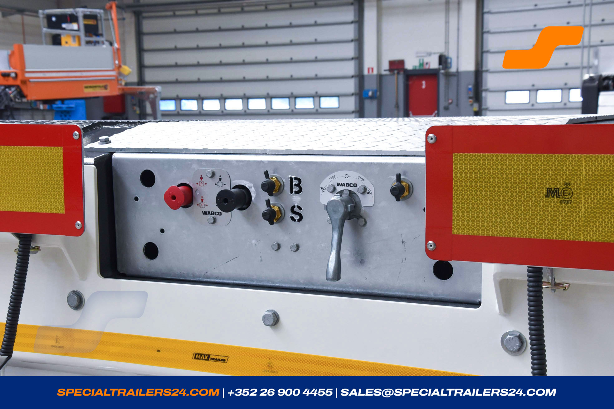 Lowbed trailer MAX Trailer MAX510 Vehicle for sale