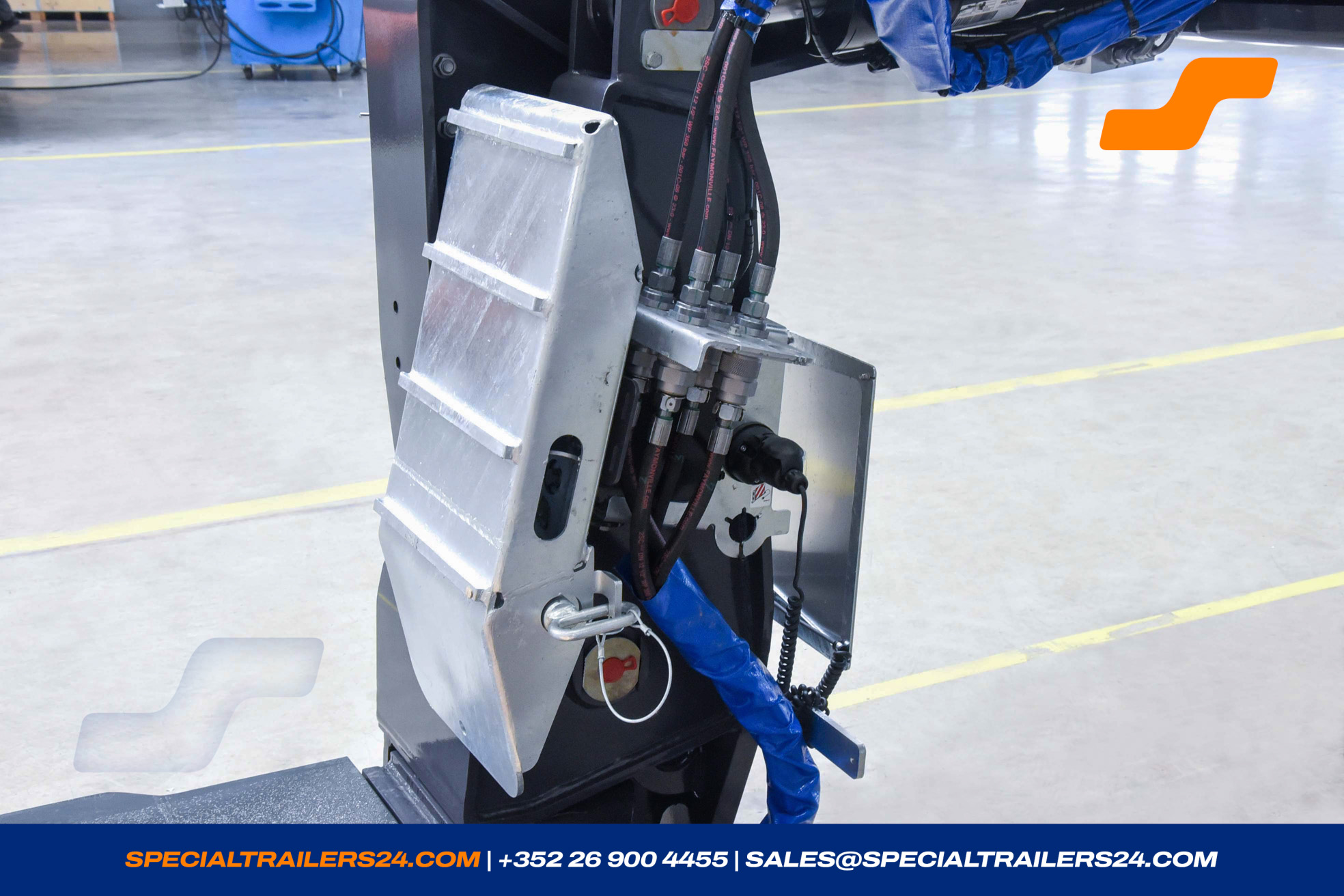 Lowbed trailer MAX Trailer MAX510 Vehicle for sale