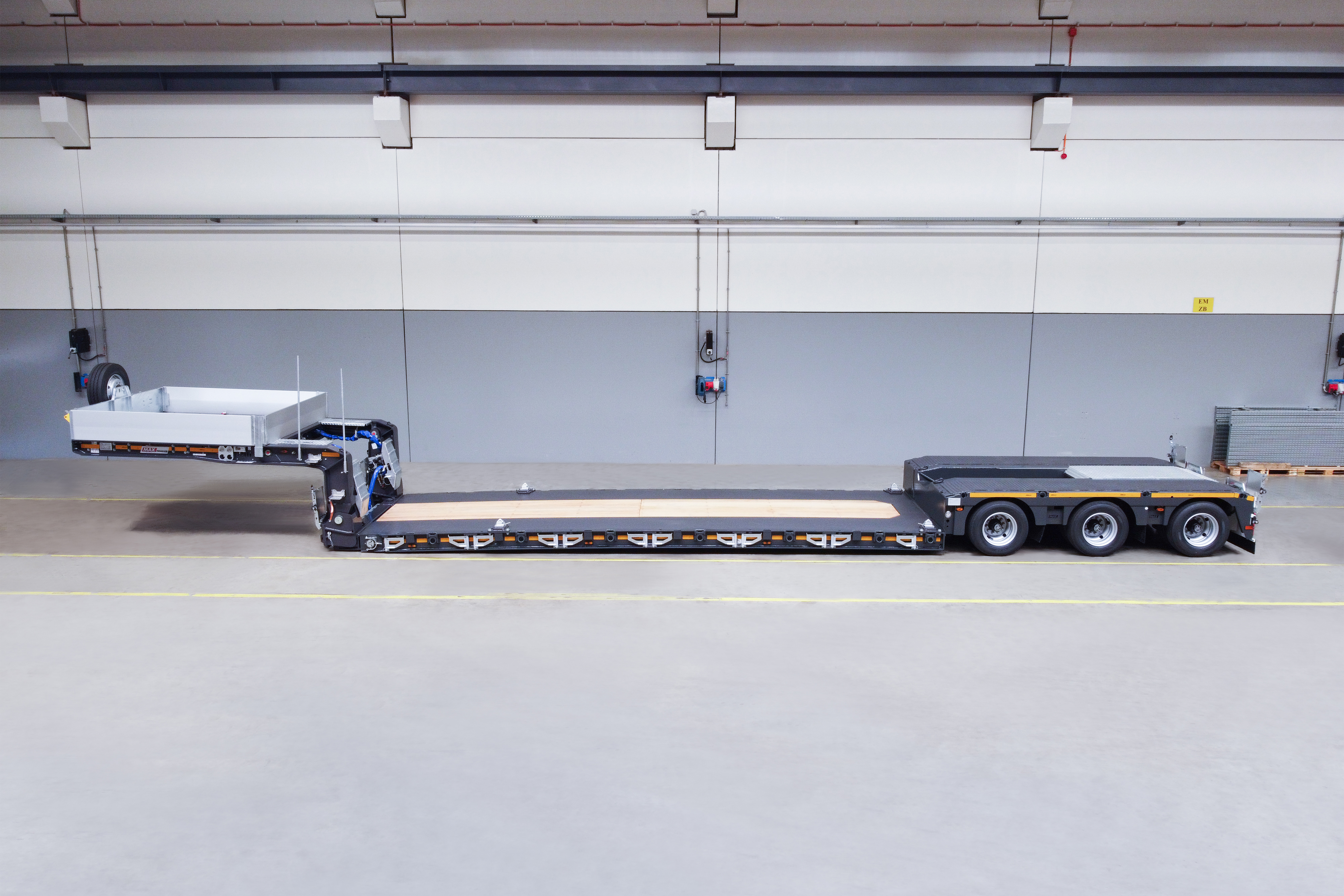 Lowbed trailer MAX Trailer MAX510 Vehicle for sale